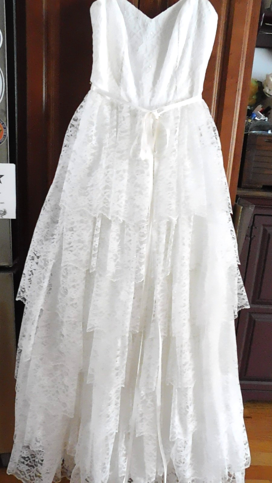 Vintage White Layered Lace Gown Fitted Bodice-Spaghetti Straps Sz 7/8