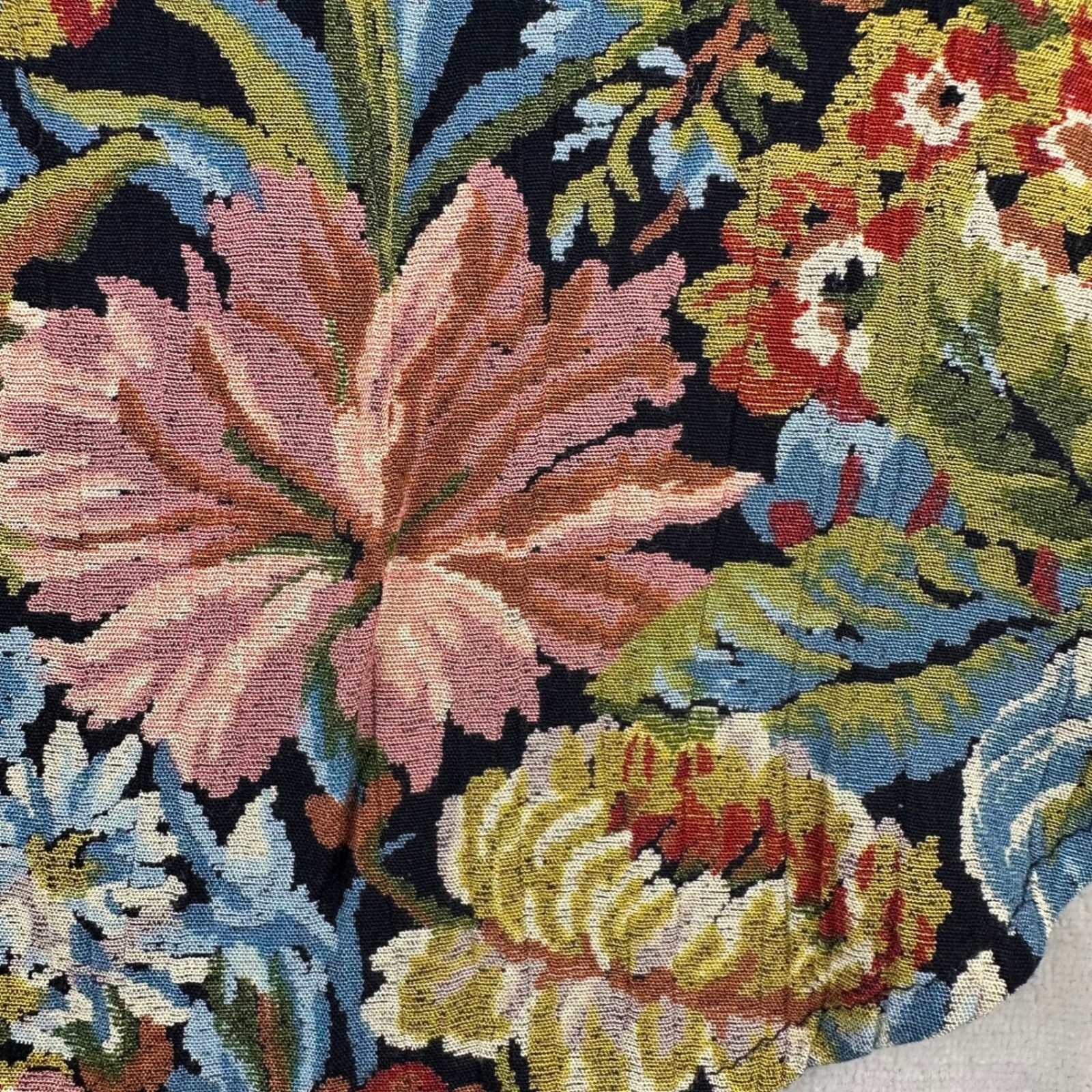 Platinum by Dorothy Schoelen VTG Made in USA Floral Tapestry Print Blouse Med