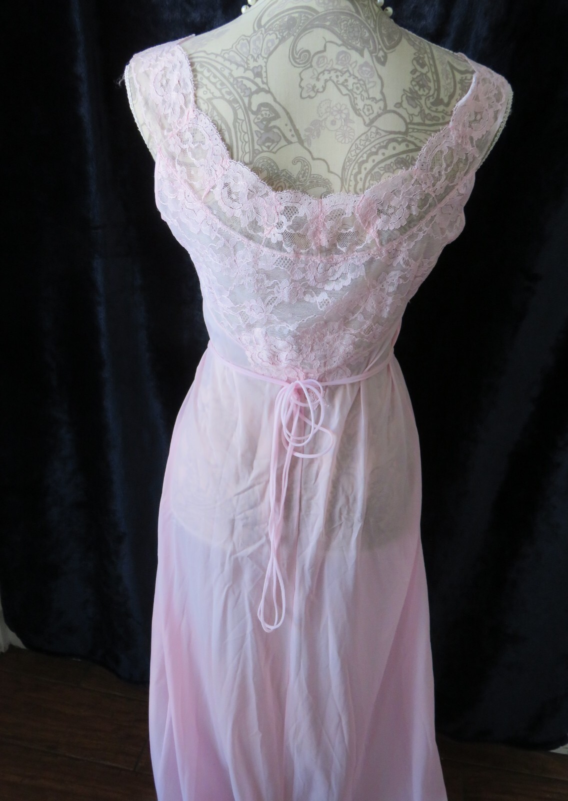 Size 34 Long Sheer Light Pink Nightgown by Vanity Fair – Sexy Lace Bust Flowing