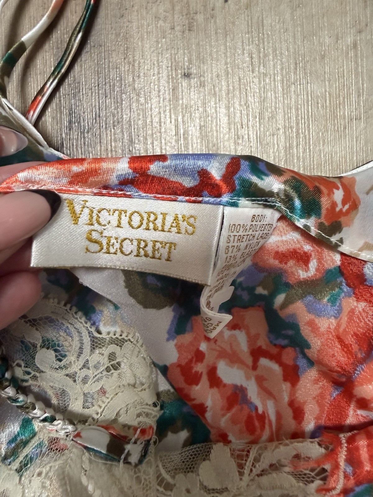 Victoria’s Secret Floral Satin Lace Trim Camisole Top M/L White Multicolor