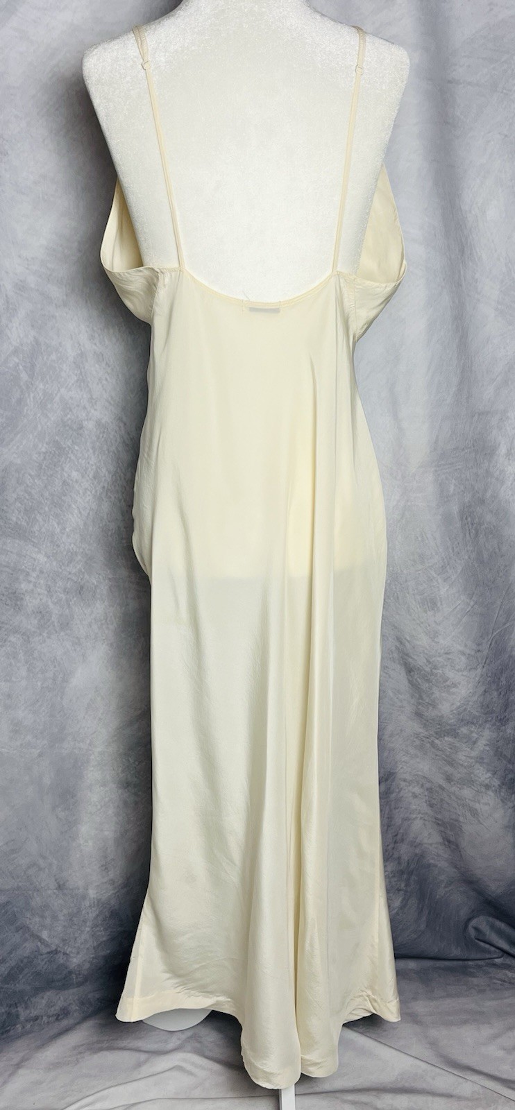 Vintage 1930s Barbizon Dance Maid Silk Crepe Gartiere Full Length Nightgown Slip
