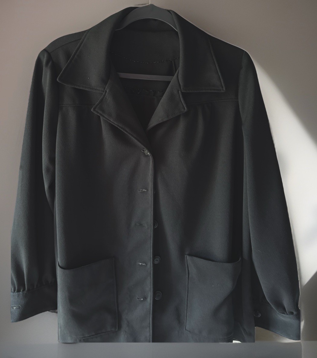 Vintage 1960 Woman’s Jacket Pockets Size X-Large Black With Big Buttons