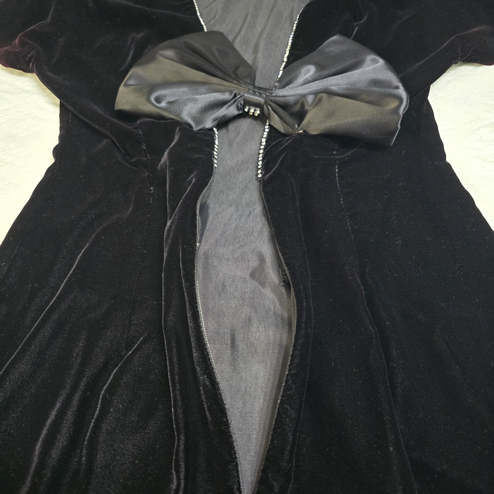 Datiani Black Burgundy Velvet Dress 6 Open Back Satin Bow Rhinestone Goth Glam