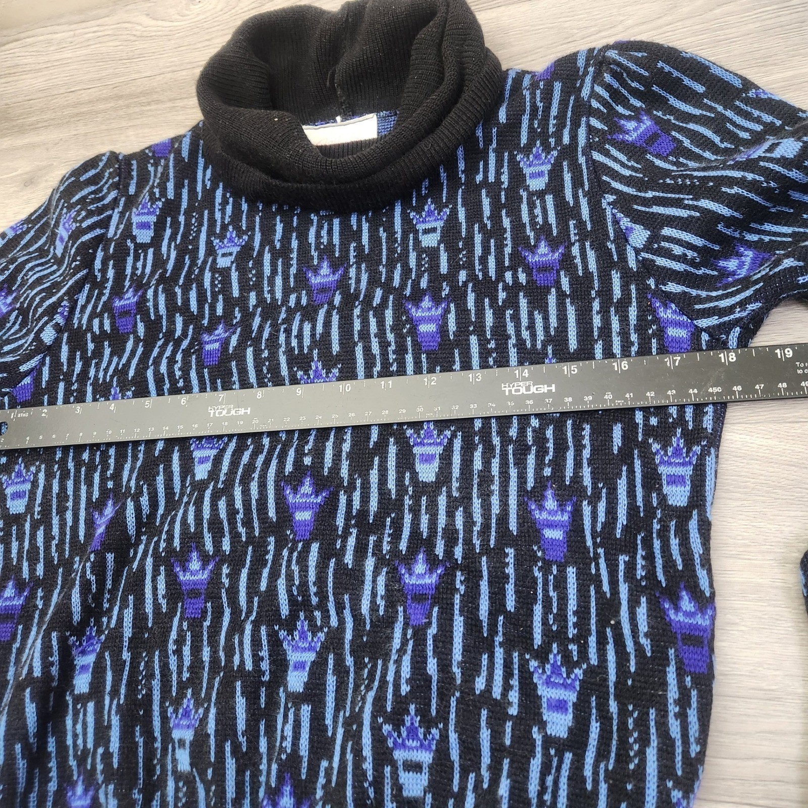 Vintage Gail B Black Blue Swewter Size S Potted Plant Crown Turtleneck Retro