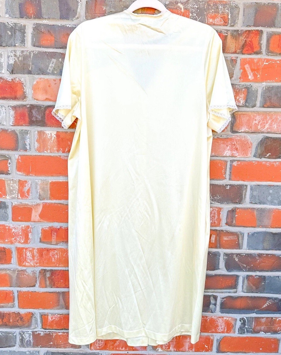 VTG Jolie Two Lingerie Yellow Floral Spring Embroidered Nightgown Pajamas PJs L