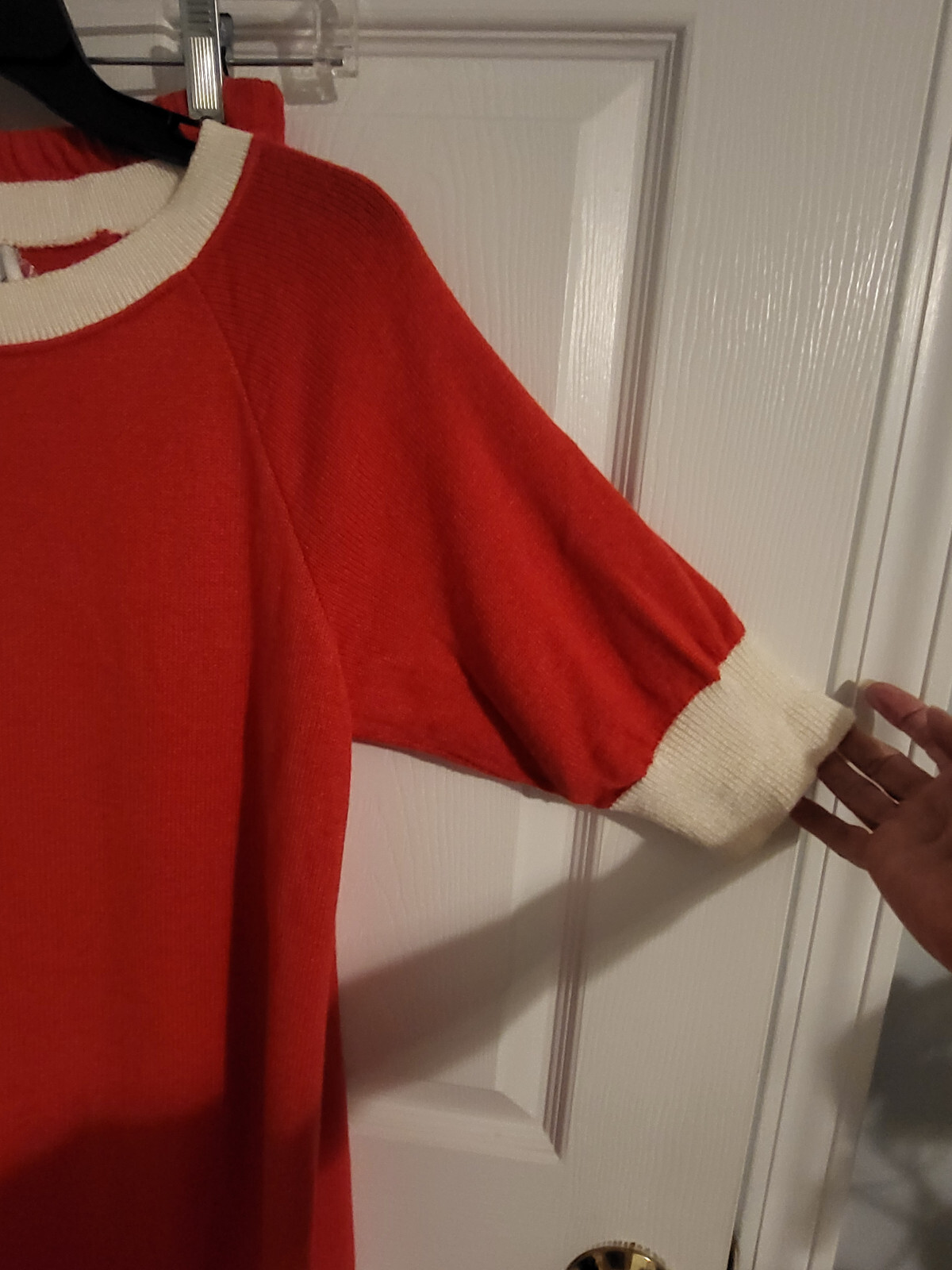 VINTAGE SCHRADER KNIT WOMENS RED SWEATER SKIRT 2 PC SET WHITE TRIM SZ 8 VGC
