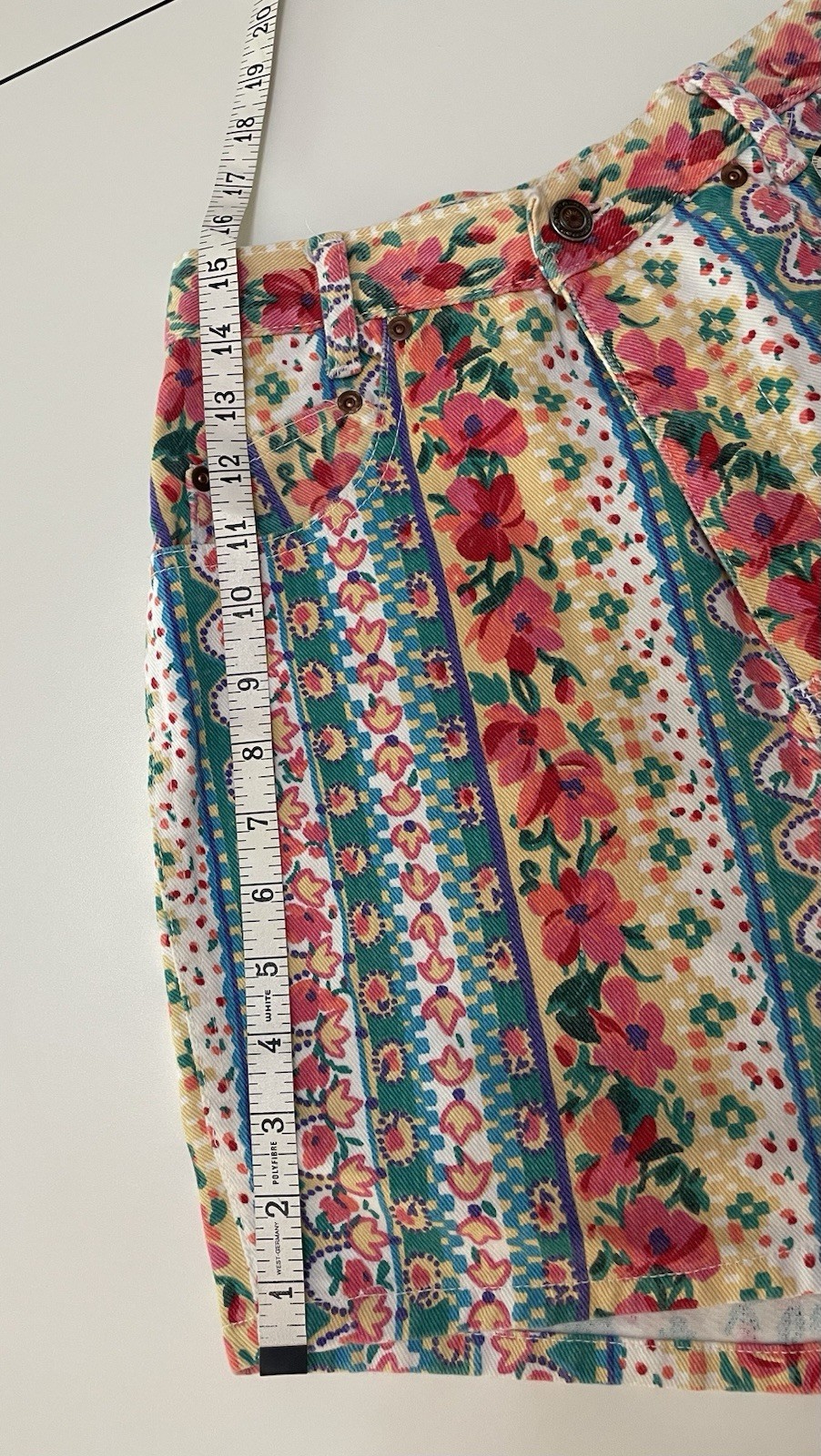 Vintage 80s 90s Floral Print High Rise Hippie Grunge Punk Denim Jean Shorts XS