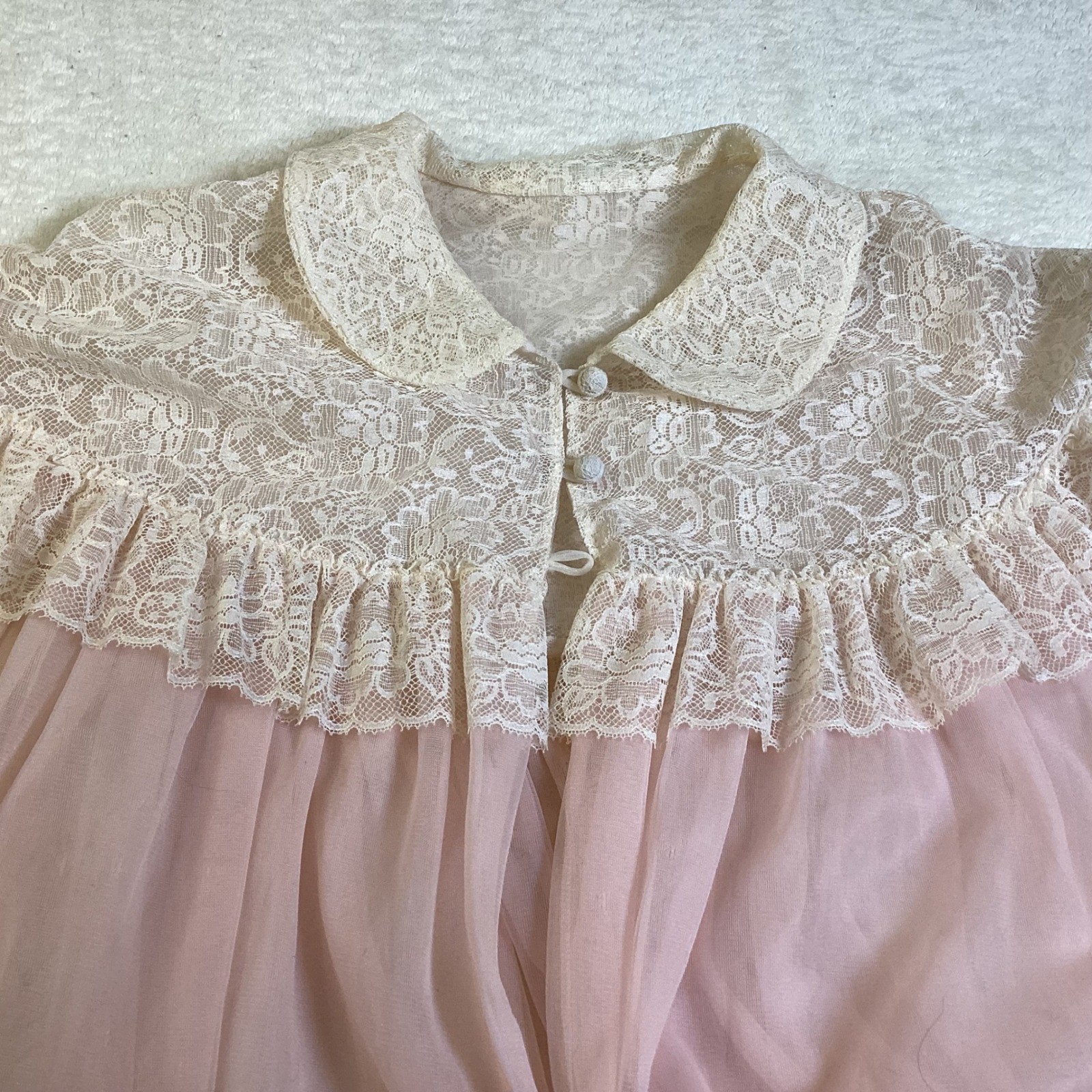 Vintage Kickernick Pink Sheer Nylon Peignoir Robe Lace Ruffle Maxi Gown Lingerie
