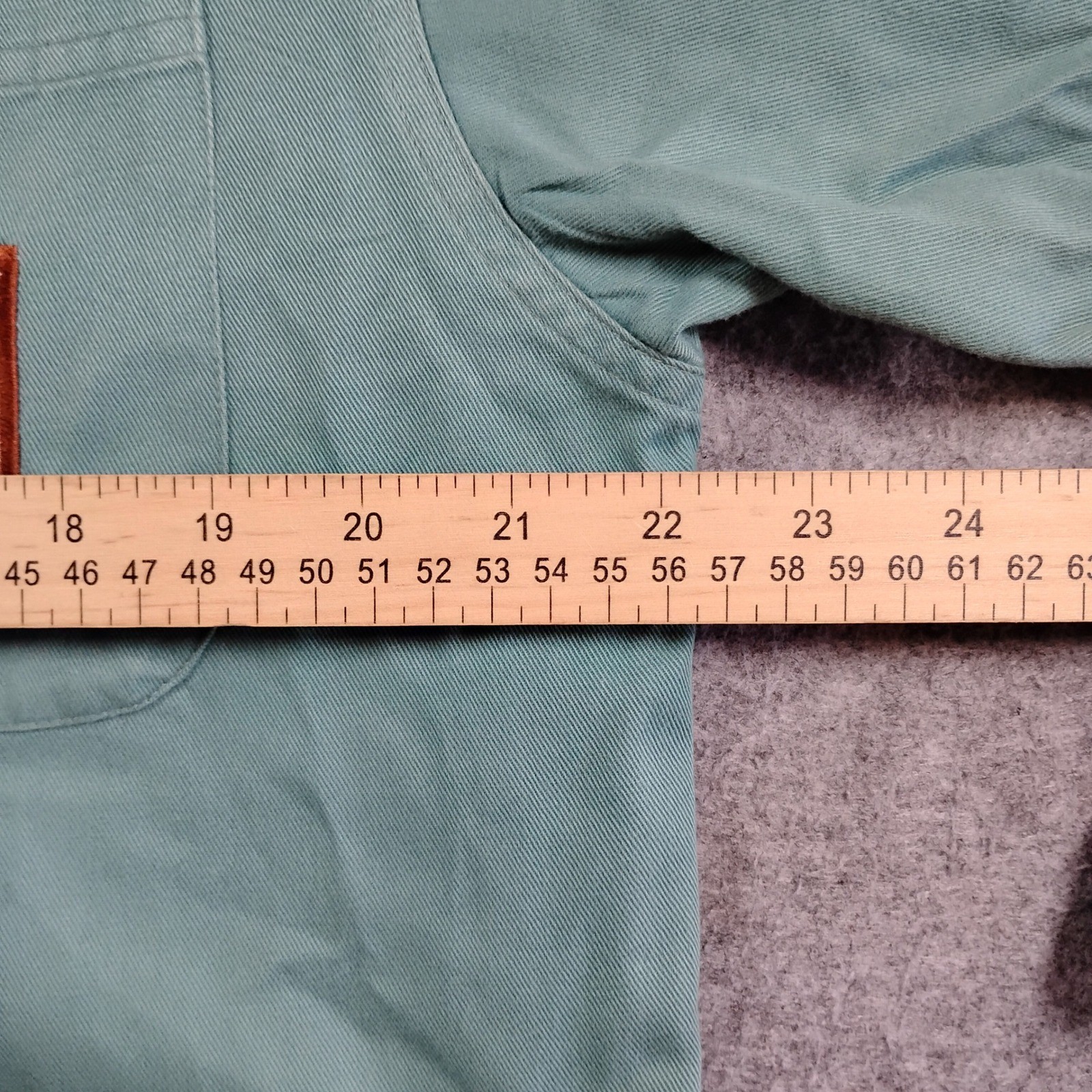 Vintage Disney Store Pooh Naturalist Embroidered Button Down Shirt Sage Green M