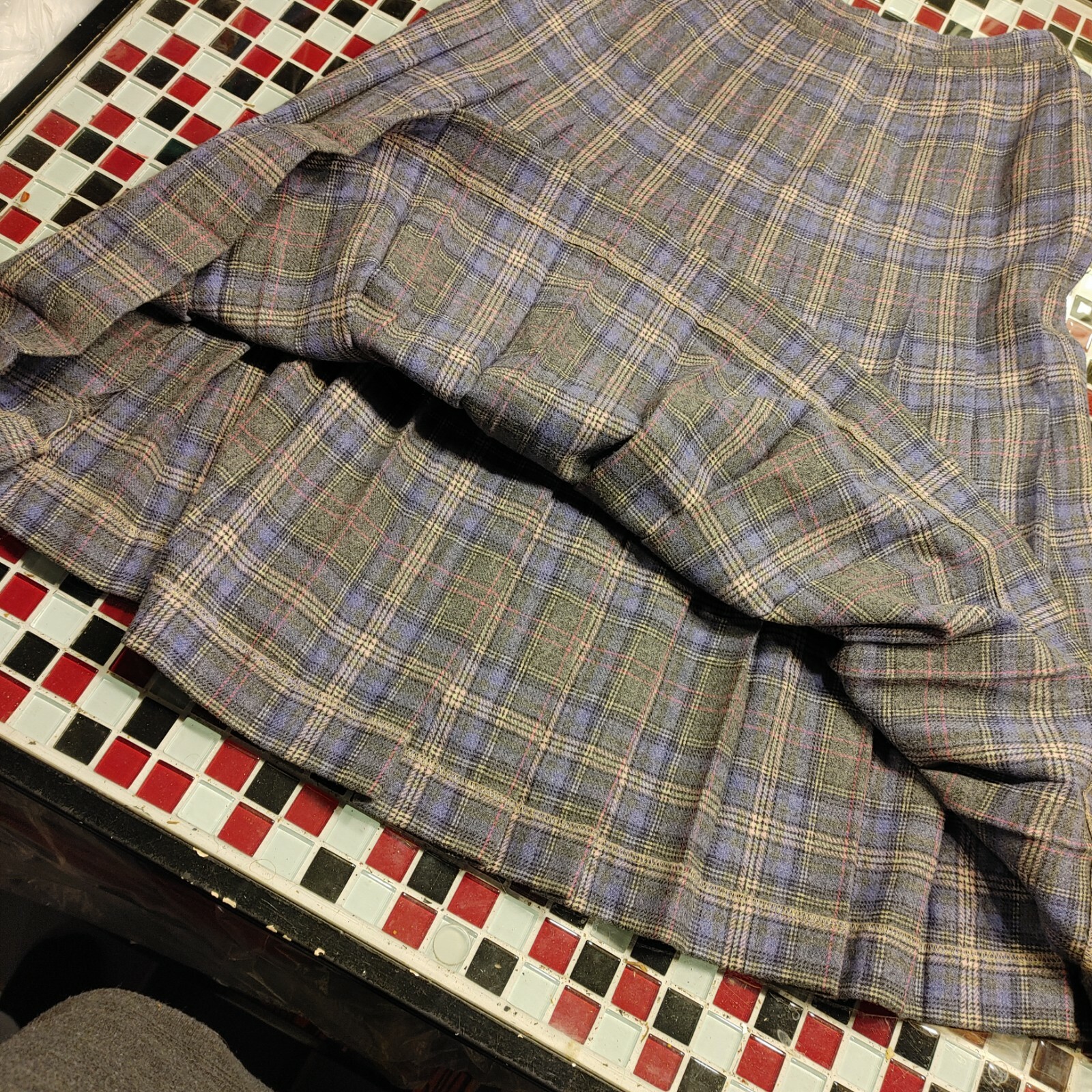 VTG 70’s Women’s PENDLETON ~ Sz 10 ~ Wool Plaid Check GREY BLUE PINK Scarf SKIRT