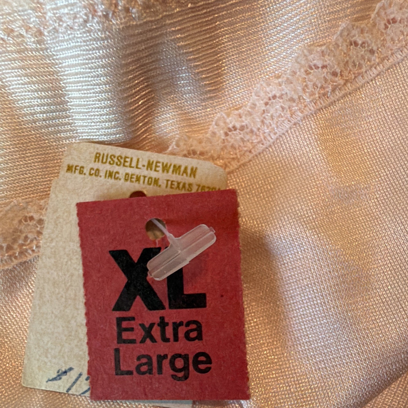 Vintage blush pink nylon nightgown-delicate white lace bodice – Made In USA – XL