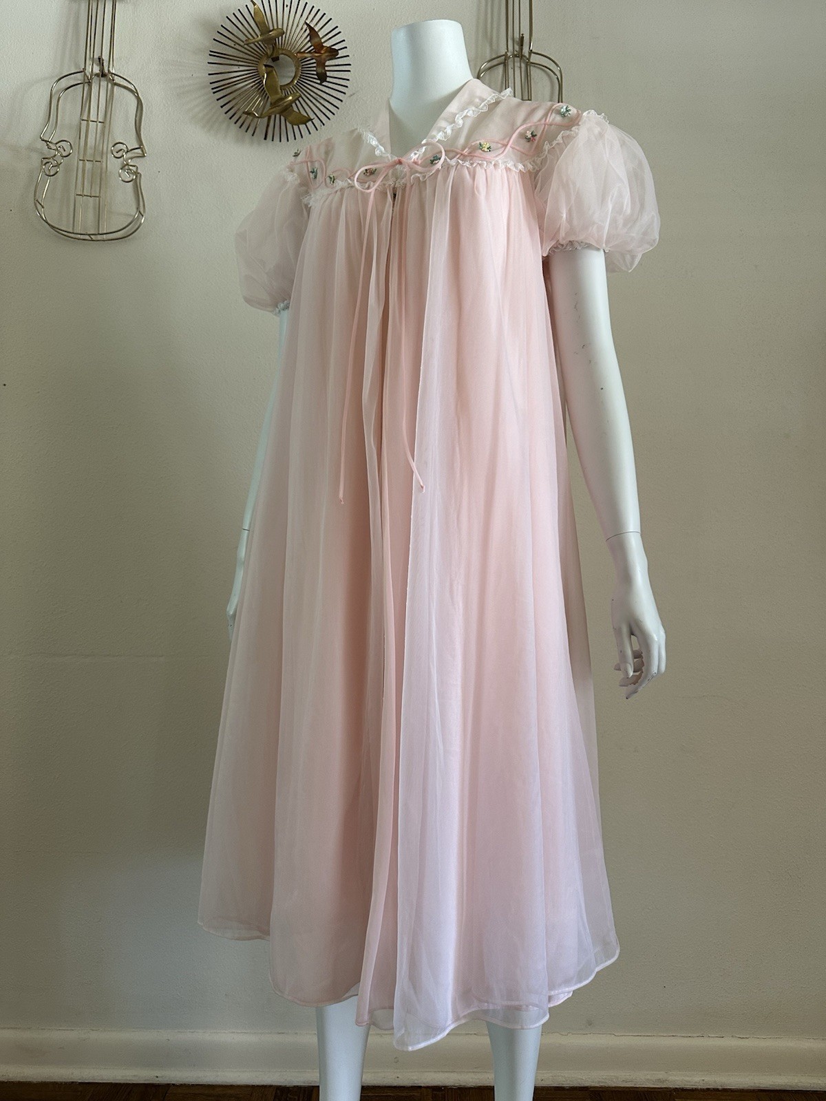 1960s Gotham Pink Nylon Peignoir Set Babydoll Chiffon Lace Lingerie Robe M VTG