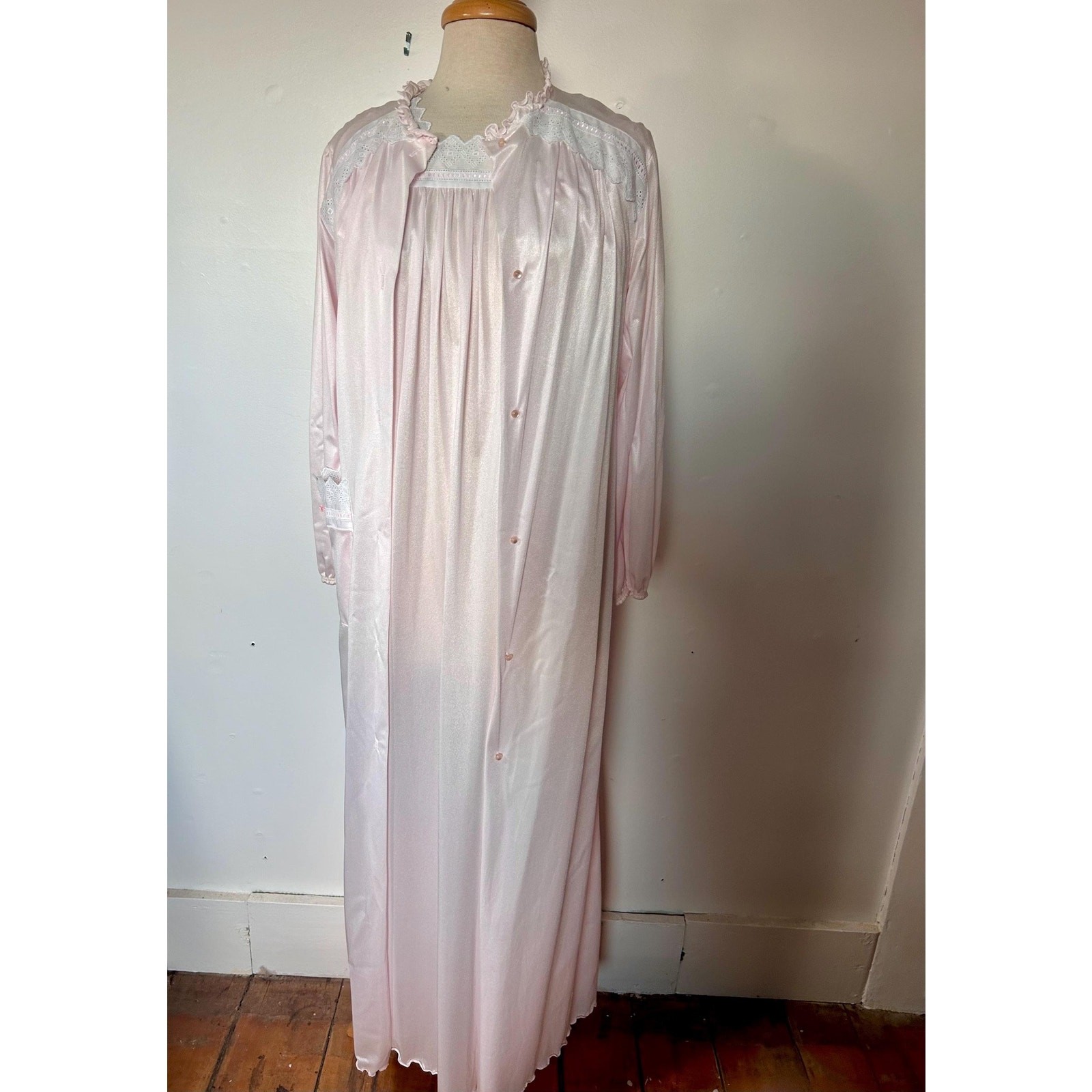 60s pink peignoir set nylon negligee set nightgown robe lingerie lace trim