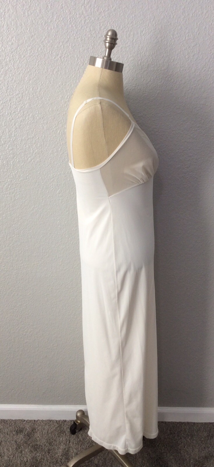 Vtg Levoys Ivory Off White Nylon Bridal Nightgown Negligee Slip Sheer Bust XS S?