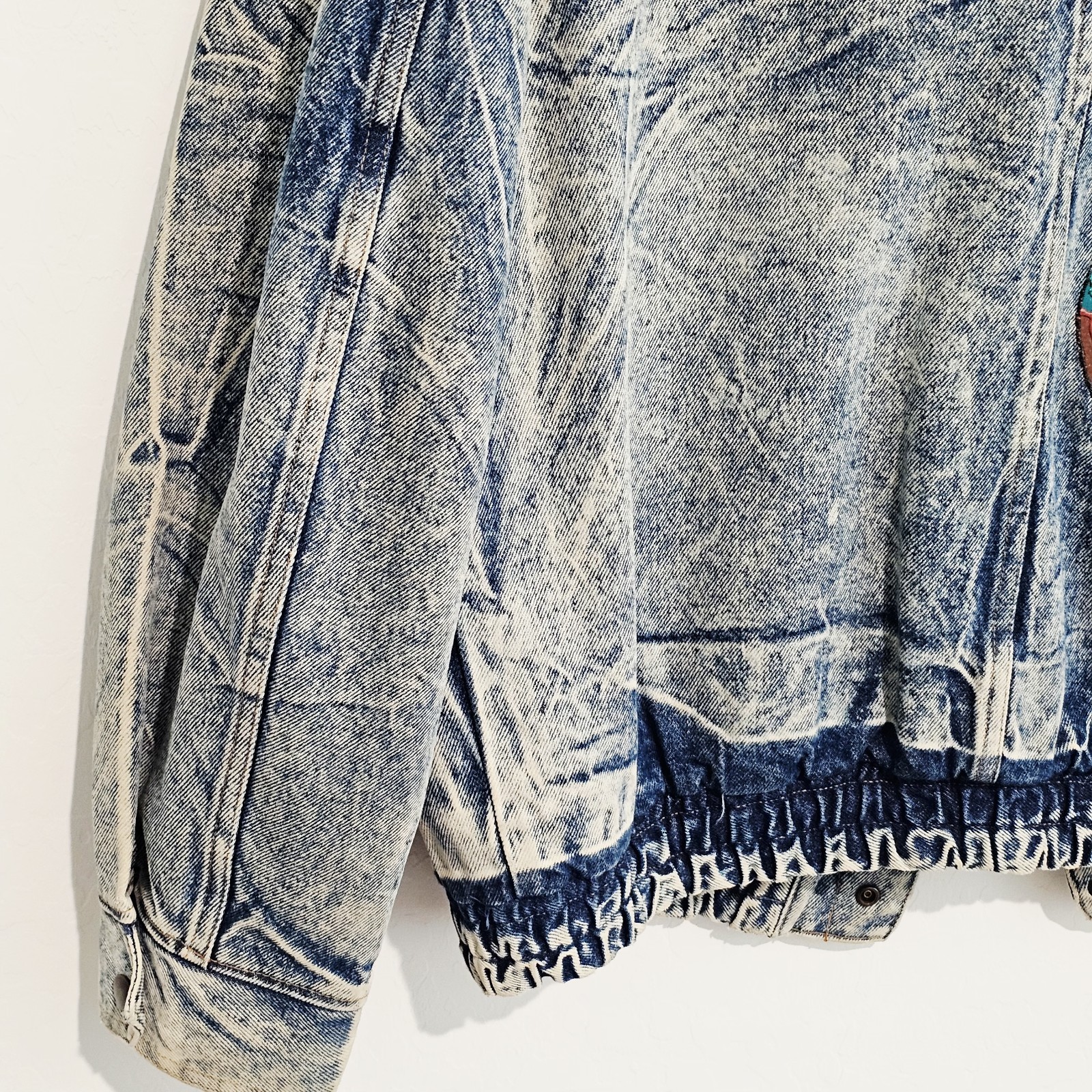 Vintage 80s Denim Jean Jacket Size M Acid Washed Southwestern Aztec Made In USA