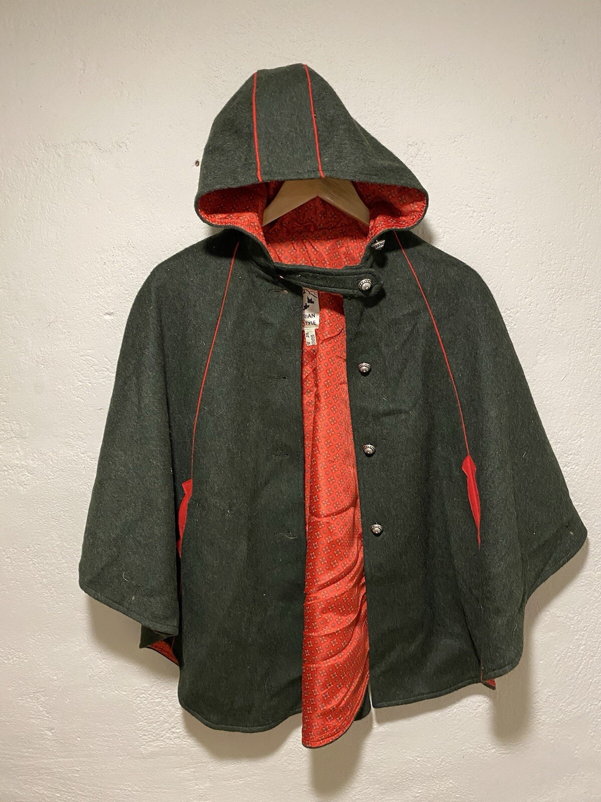 Vintage Womens Boos Austrian Style Hooded Cape Poncho Shawl