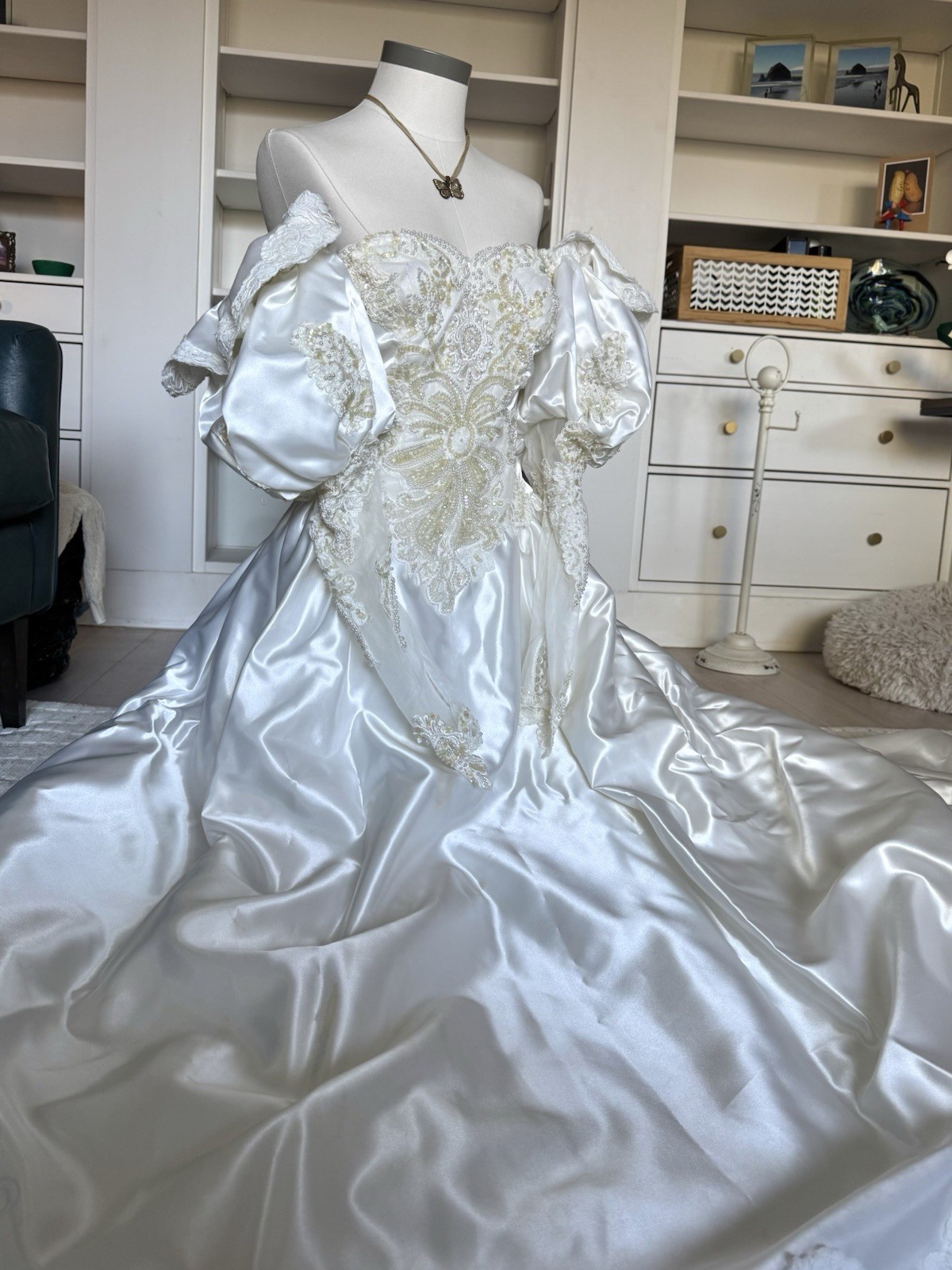 Vintage 80s EveofMilady Little Mermaid Ariel wedding dress w / train and veil