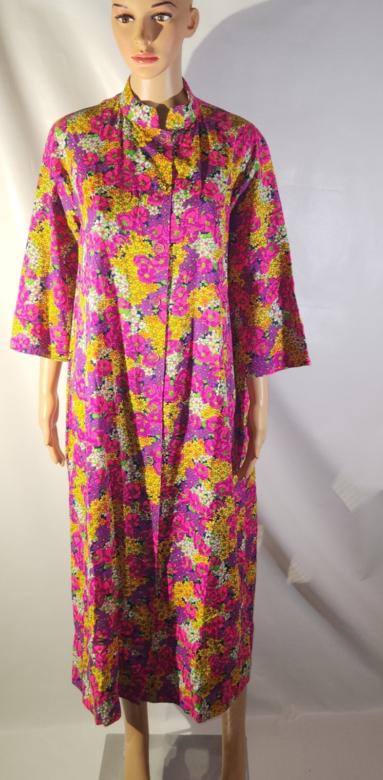 Vintage 60s Floral Flower Power Iconic Psychedelic House Coat Dress Maxi Robe