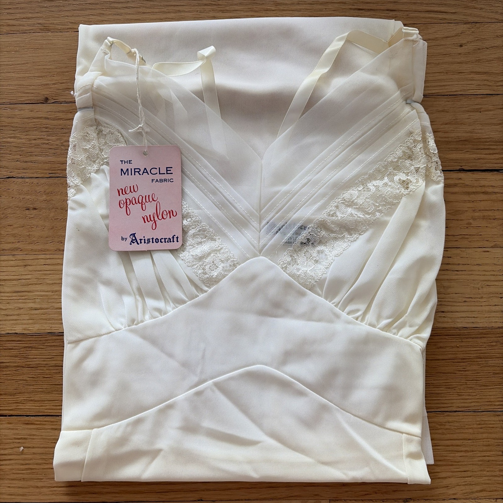 Vintage NWT Aristocraft Miracle Fabric New Opaque Nylon Lingerie Nightgown Sz 40