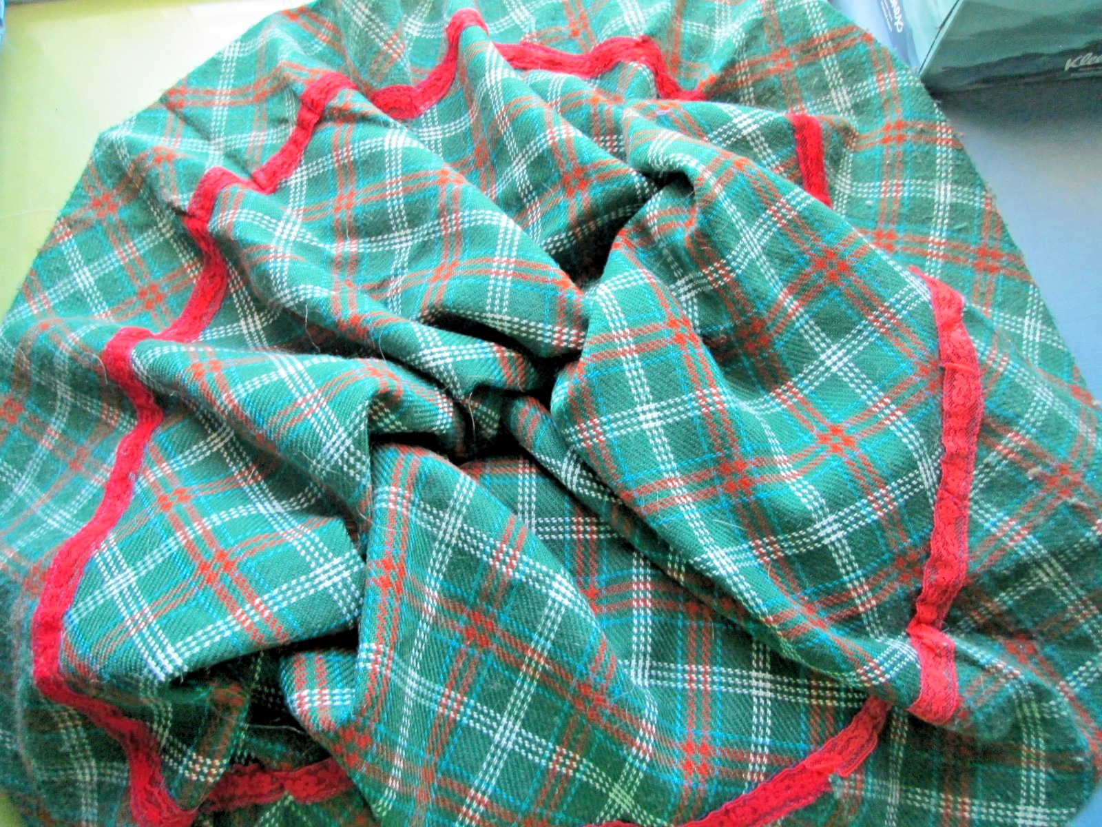 Vintage 1970s Wool Maxi Skirt Green plaid homemade never worn 38″x41″ w/4″ hem