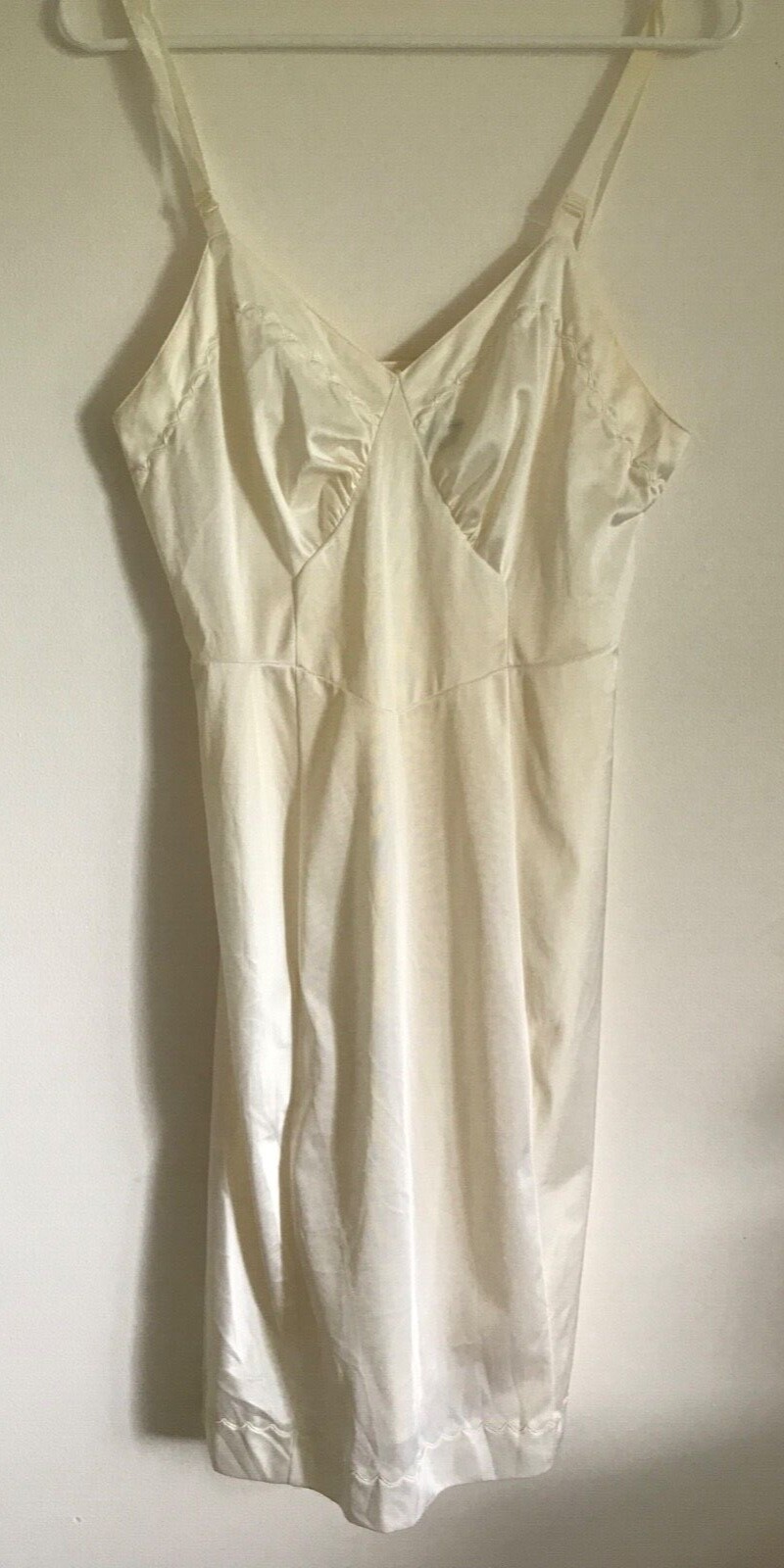 Vintage Womens Slip Lingerie Opelaire Nylon Empire Waist Nightgown Size S, 34
