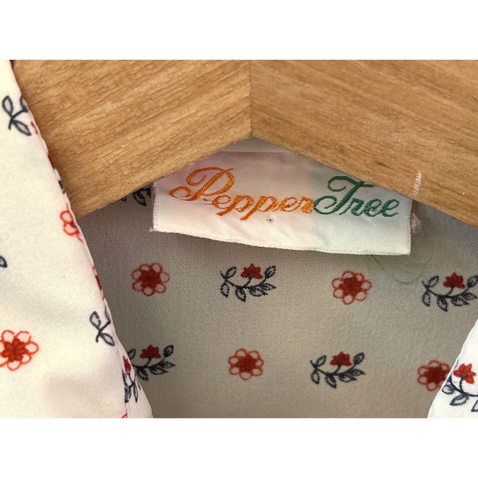 70s Pepper Tree Floral Blouse Tie Neck Cottagecore Secretary Retro