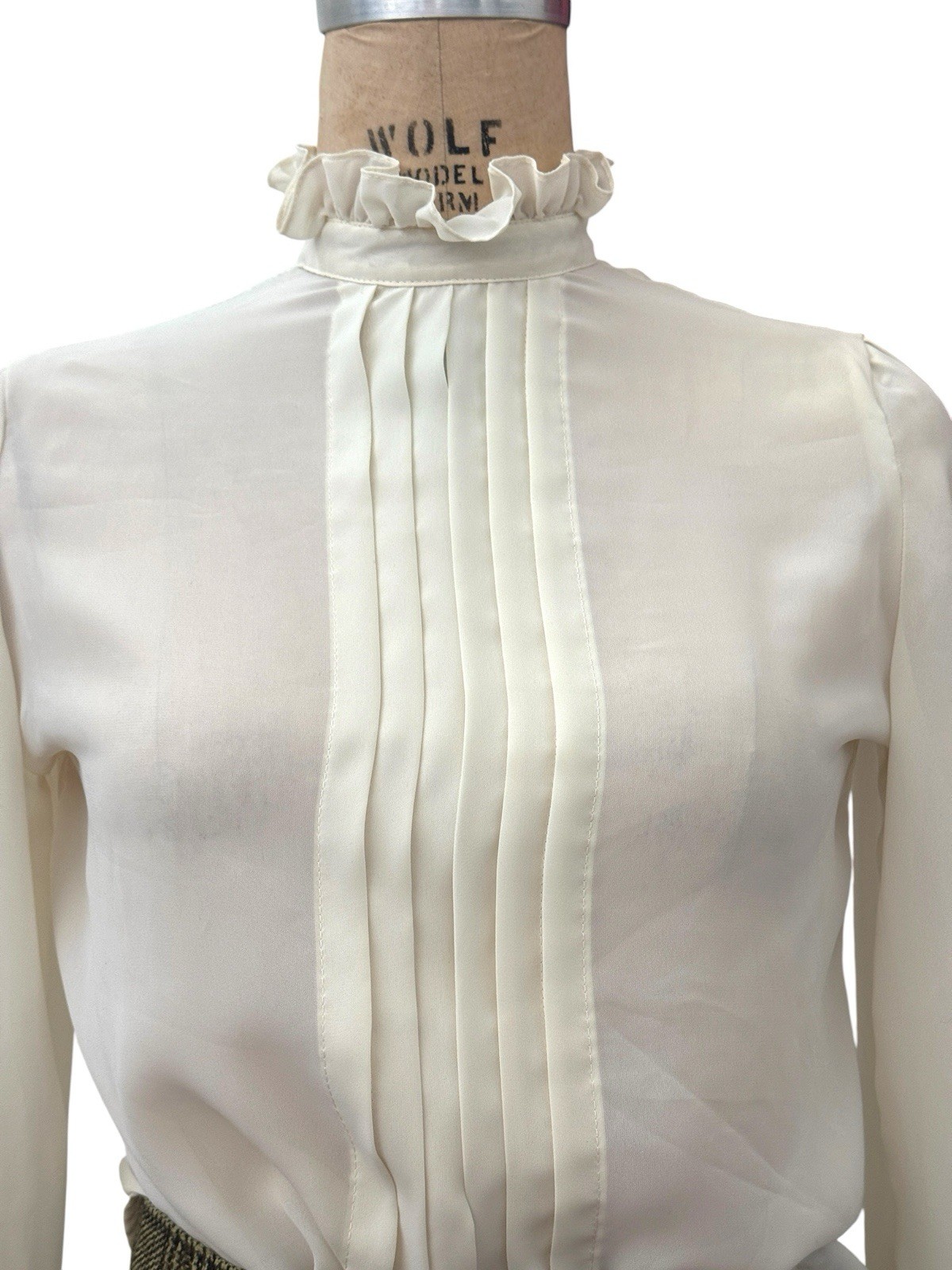 VINTAGE Cream Blouse Womens Size S Pleats Shirt Off White Back Buttons