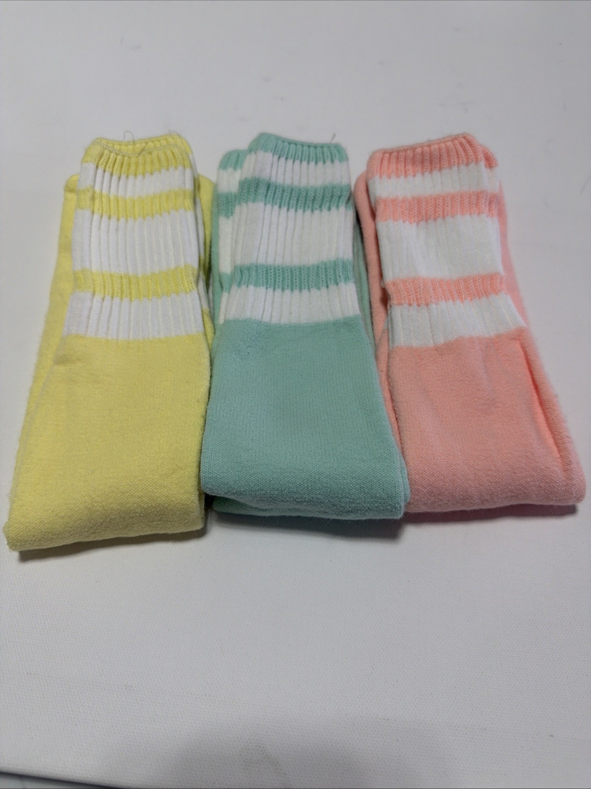 VTG 3 Pack! Socks Women’s 80s Yellow Peach Mint Stripe Acrylic Blend USA 17”.