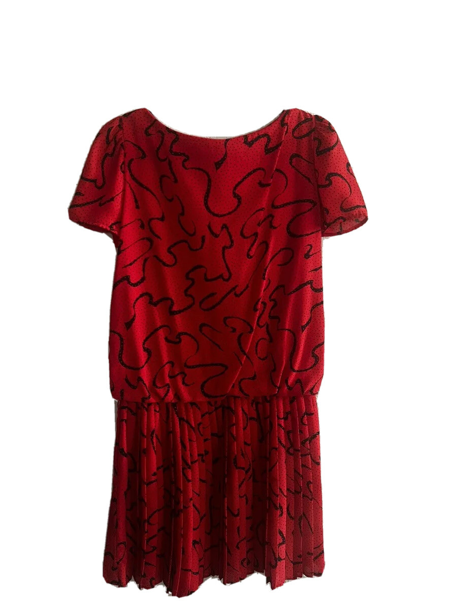 Vintage 70’s Diamond Run Women’s 100% Polyester Red Drop Waist Dress- Black/Red