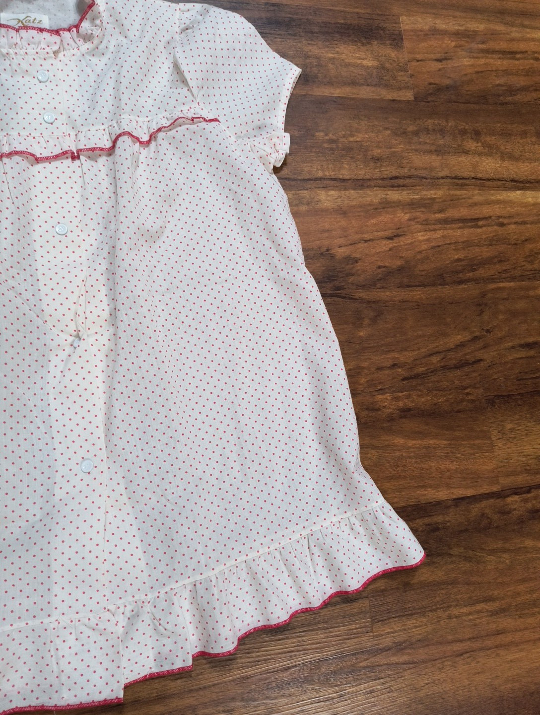 Vintage Katz Button Up White With Red Polka Dot Pajama Top Medium?