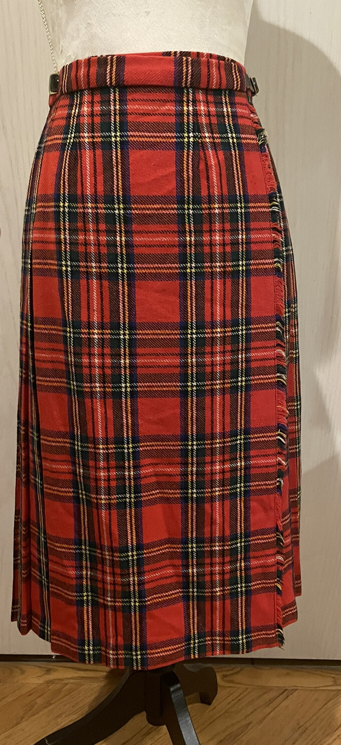 VTG Laird-Portch Skirt 24-26 in Waist Scotland Red Plaid Wool Kilt Pleated Wrap