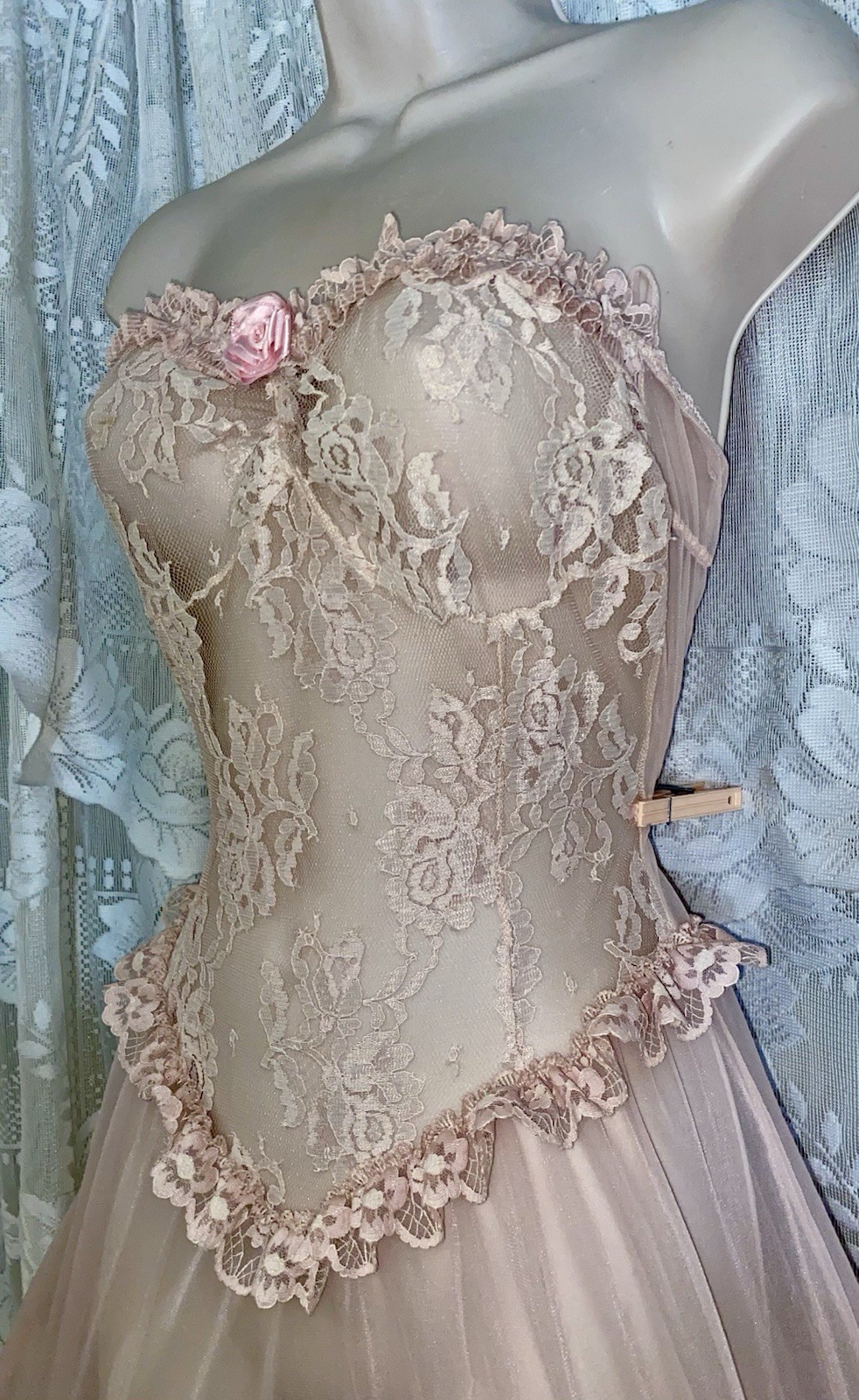VTG M Dusty ROSE Pink SALOON GIRL Burlesque Lace Top Chiffon Nightie Nightgown