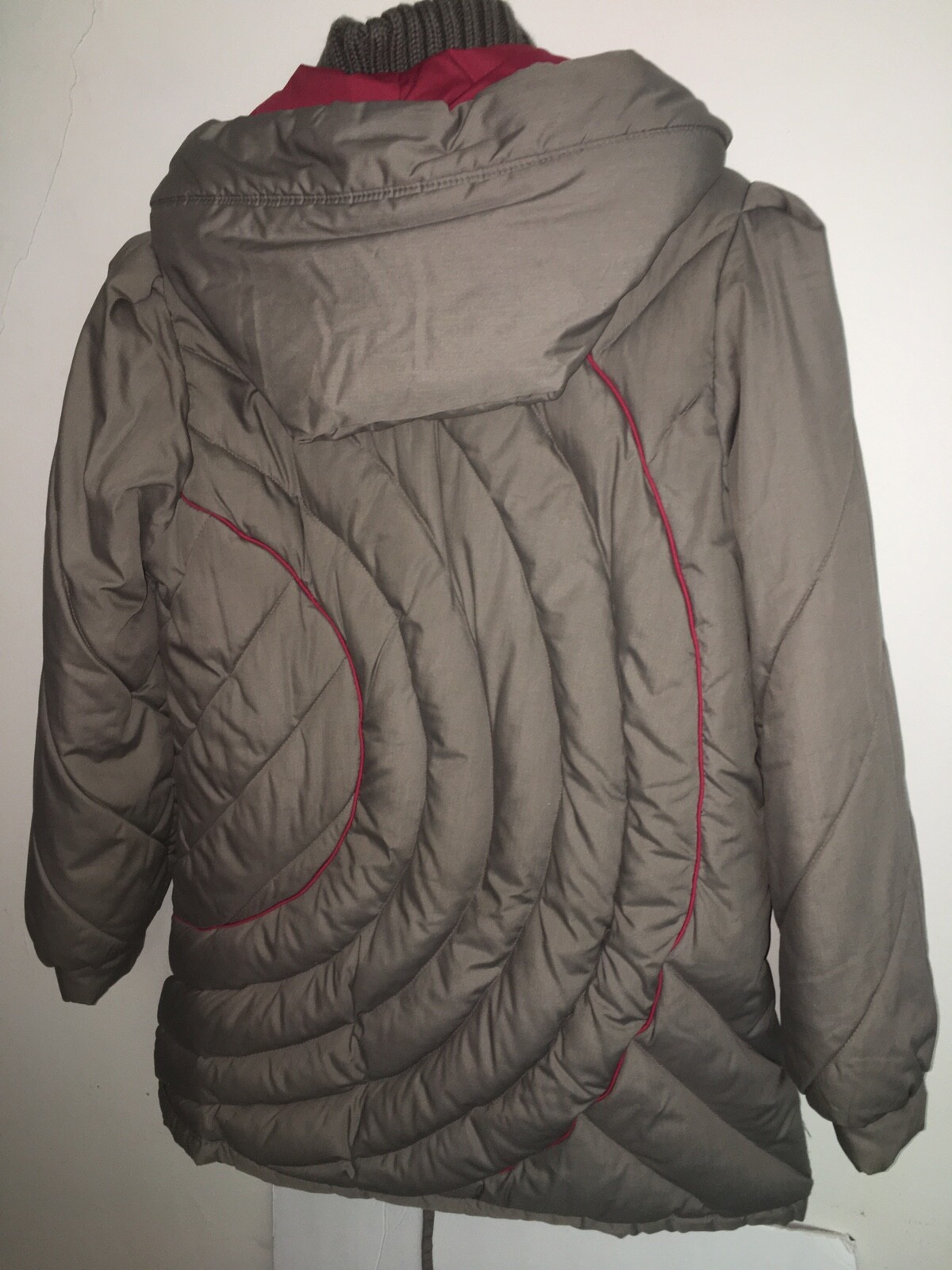 VTG Foxland by Lanson Down Puffer Quilted Coat 80s Gray Maroon Hood Womens Sz S