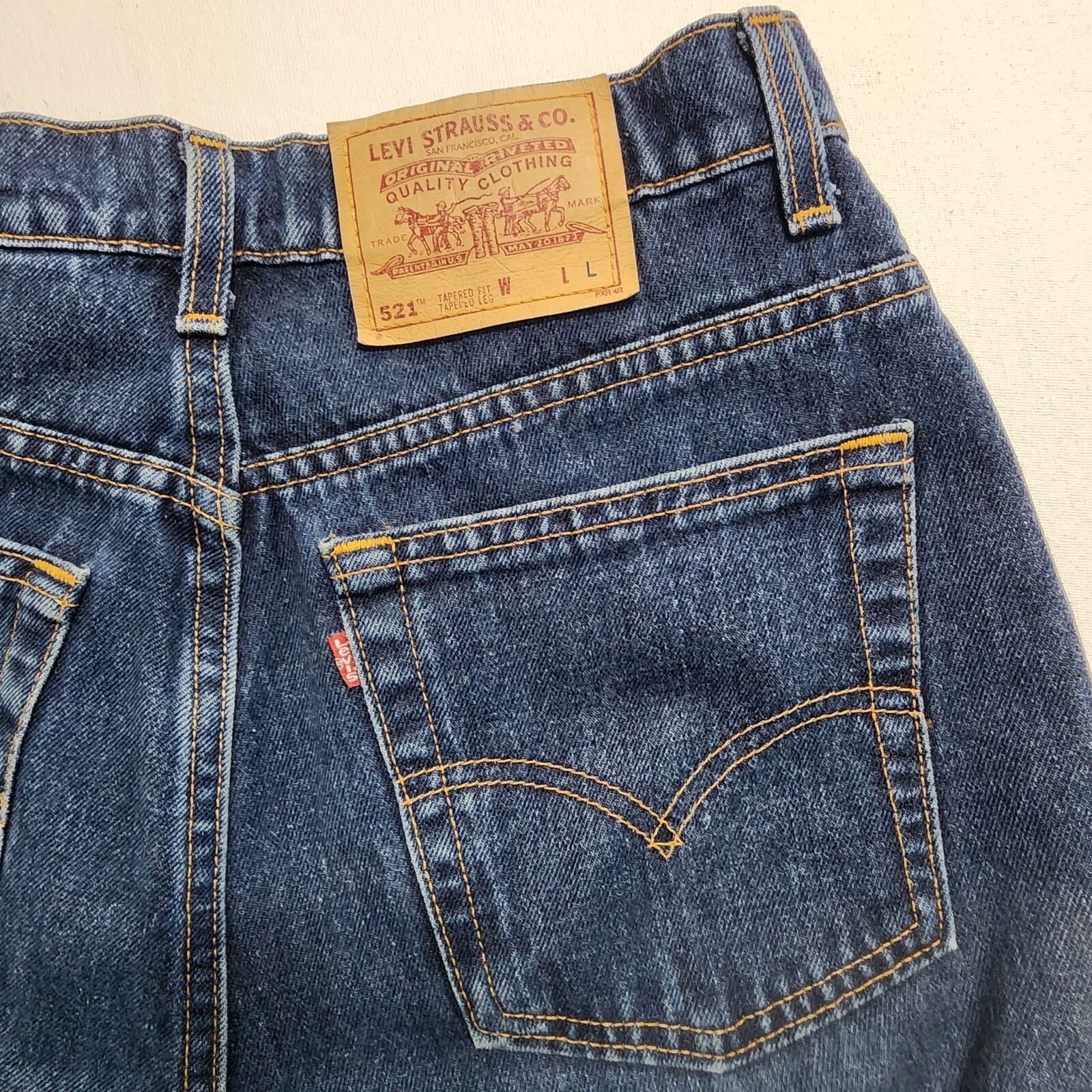 Levis 521 Jeans Sz 12 Long High Rise Made USA Tapered Fit Blue Denim VTG