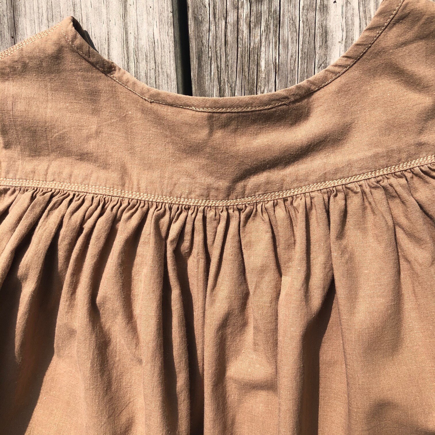 Vintage Women’s Indian embroidered cocoa colored sleeveless tunic vest_ small