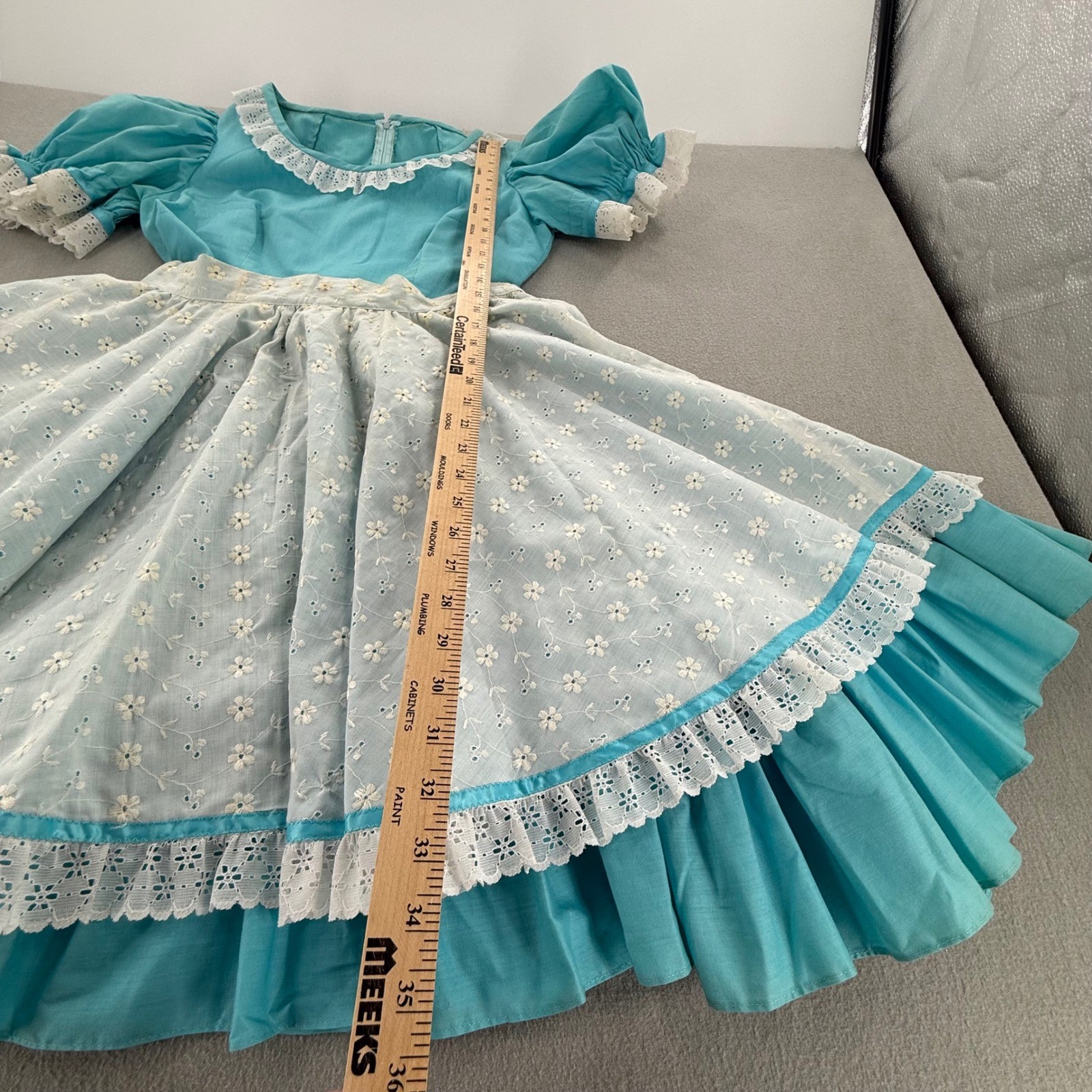Vintage Square Dance Western Prairie Full Circle Eyelet Lace Pinafore Dress M