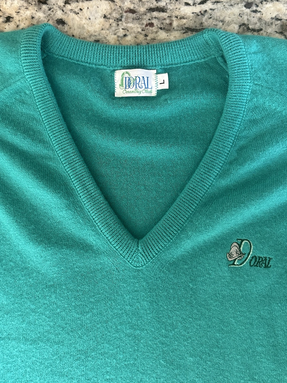 Vintage 70s 80s Doral Country Club FL Women’s V-Neck Green Sweater Large