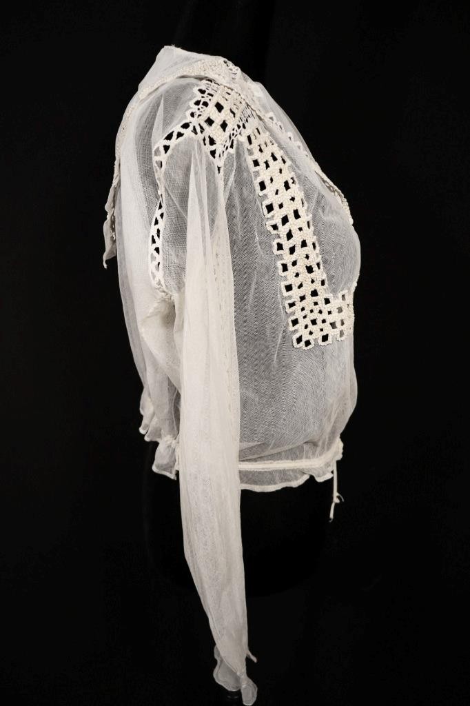 Antique French Edwardian Cotton Hand Embroidered Lace Blouse 42″ Bust