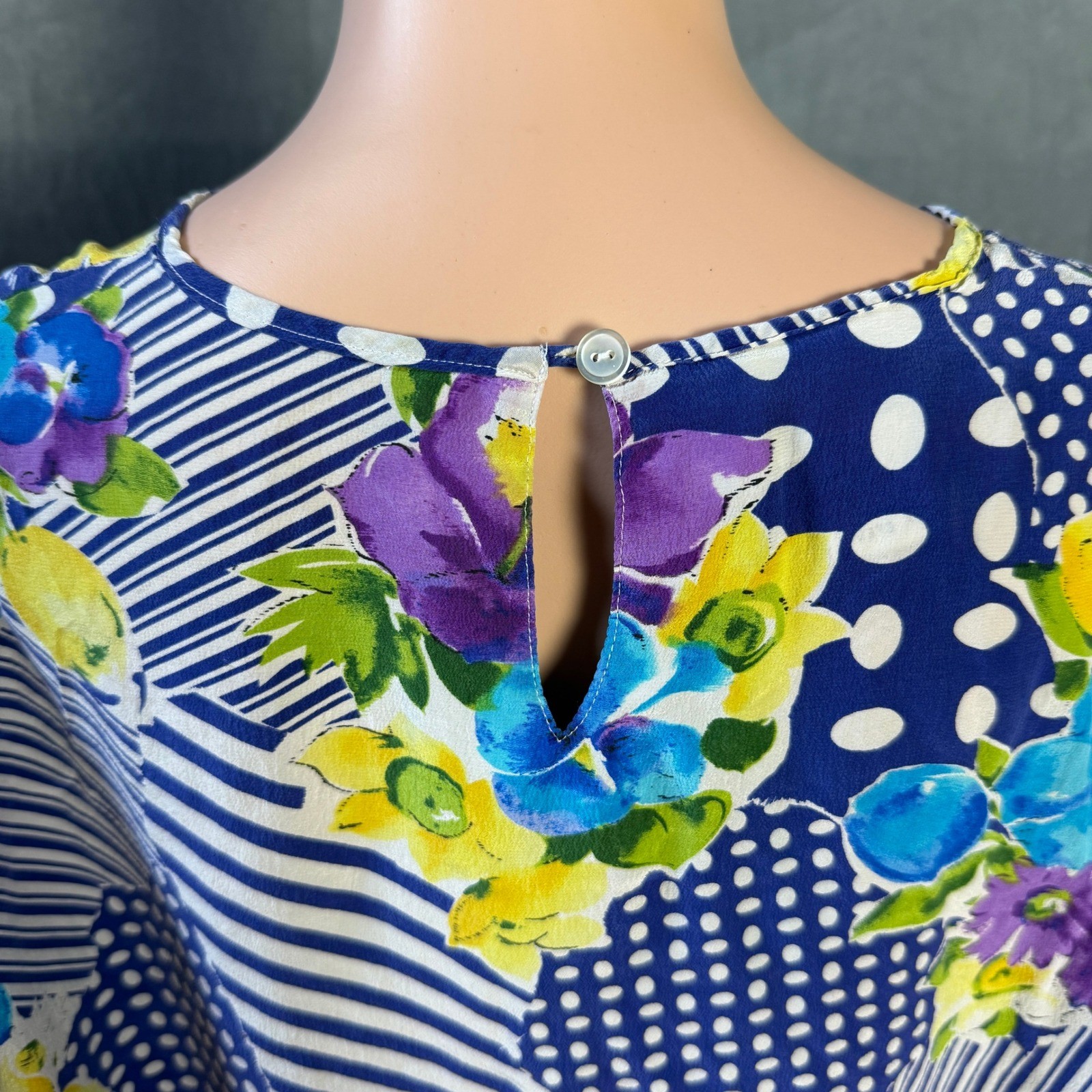 Vintage 90s Christie & Jill 100% Silk Floral Blouse XL Blue Geometric Classic