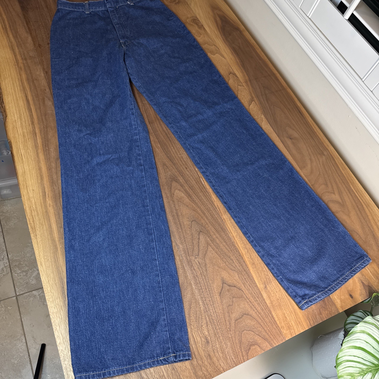 Vintage 70s Live Ins Sz 9 – 24 X 32.5 Embroidered Wide Leg Denim Jeans USA Chic