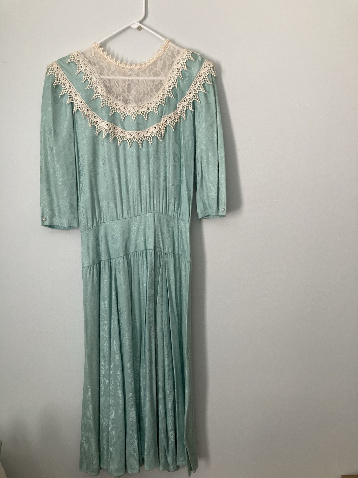 JSJ Vintage Aqua Jacquard/Brocade Dress With Lace & Pearls Size 7/8 Made In USA