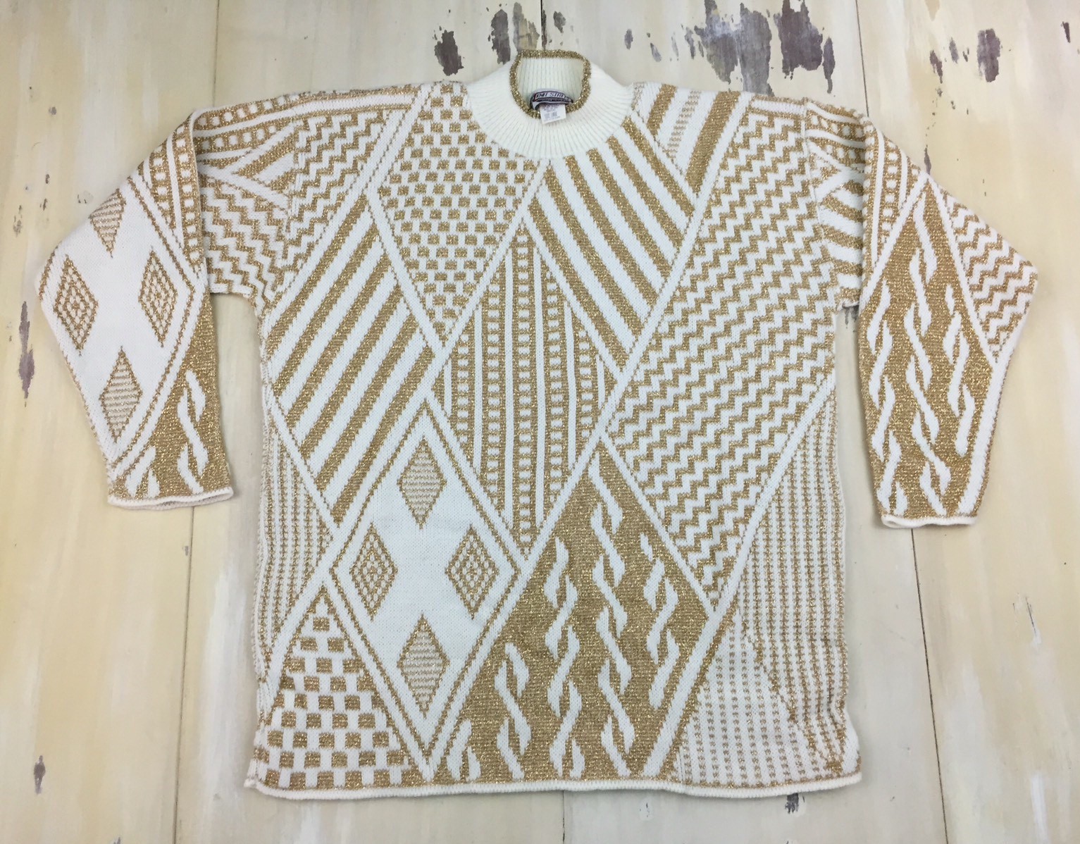 KNIT STREET – Vtg 70s-80s Metallic Gold & White Acrylic Sweater, Womens LARGE