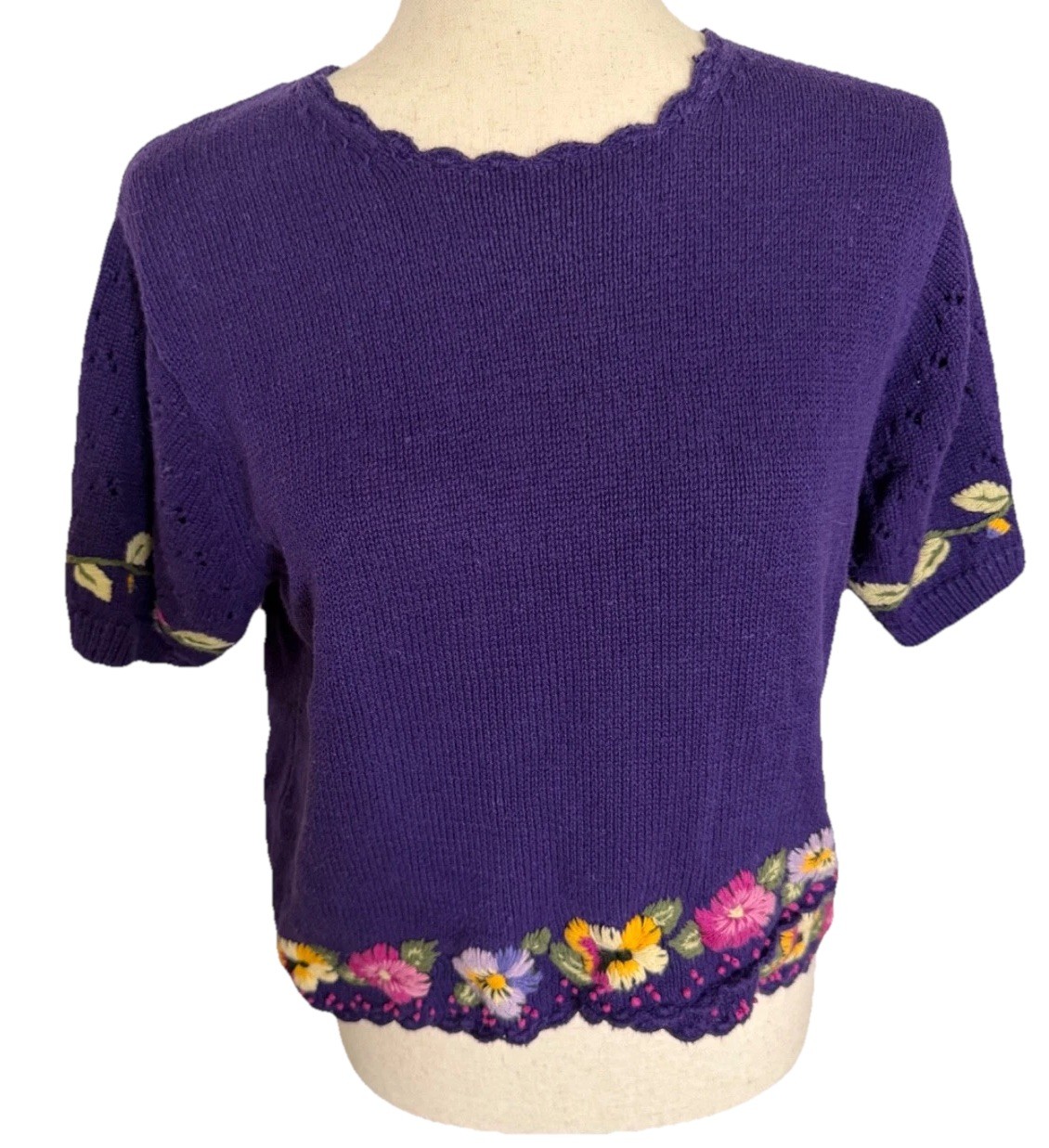 Vintage 90s Hand Embroidered Medium Purple Floral Top Boho Artisan CottageCore