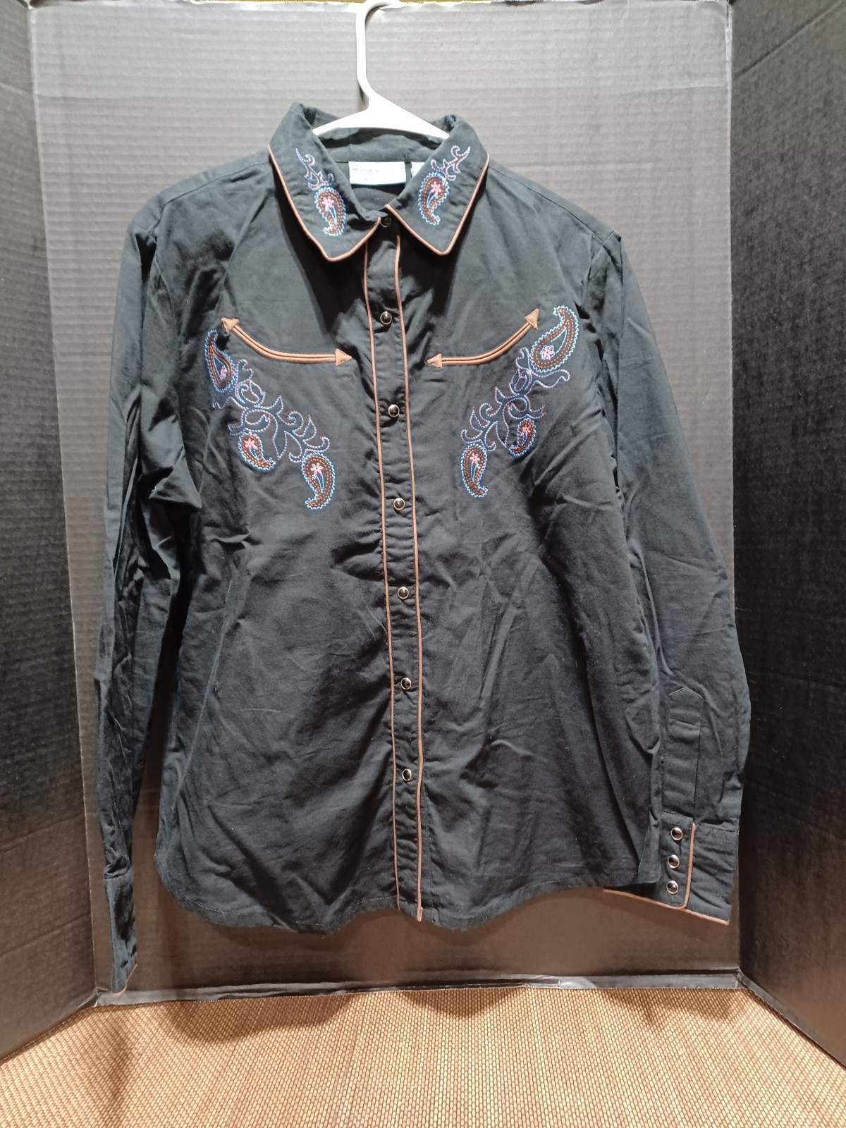 Vintage Wrangler Blues Western Snap Button Womens Medium Black Shirt