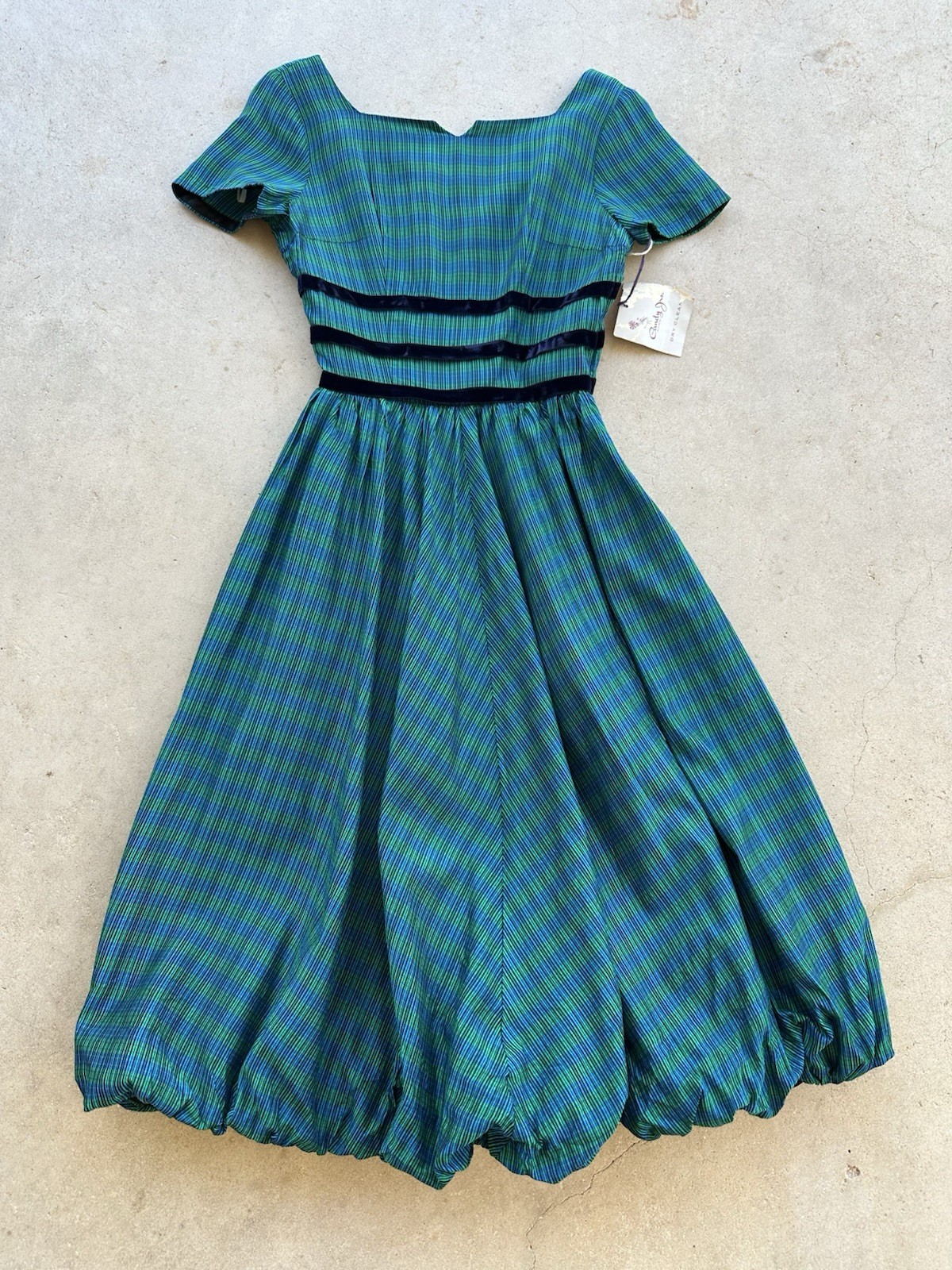 NWT 1950s Candy Jrs Plaid Bubble Hem Pouf Party Dress Velvet Bows Metal Zip VTG