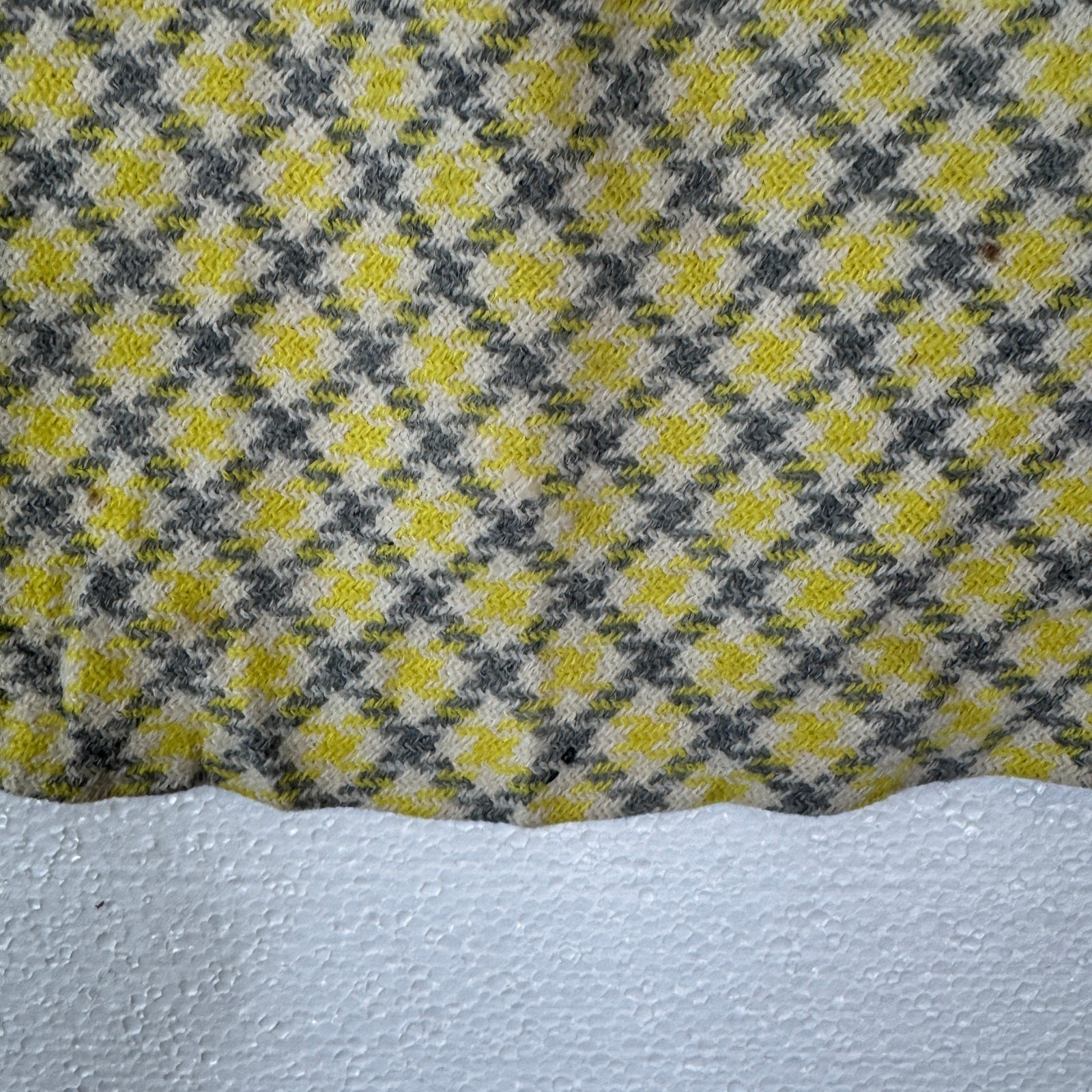 Title: Vintage 60s Yellow Check Skirt Shepherd Plaid Metal Zip 34W Large As-Is