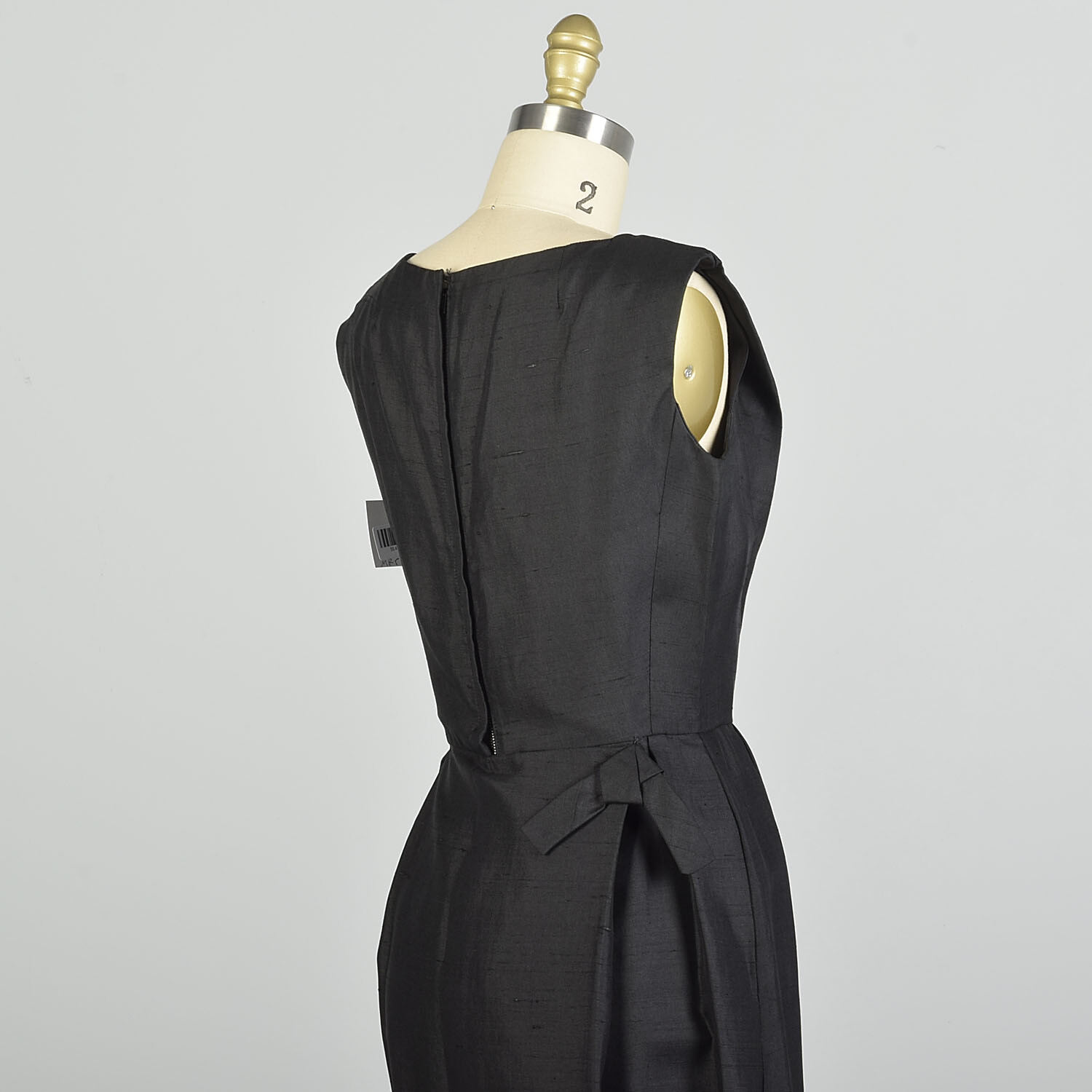 XS 1950s Sleeveless Silk LBD Wrap Skirt Cocktail Little Black Dress Vintage