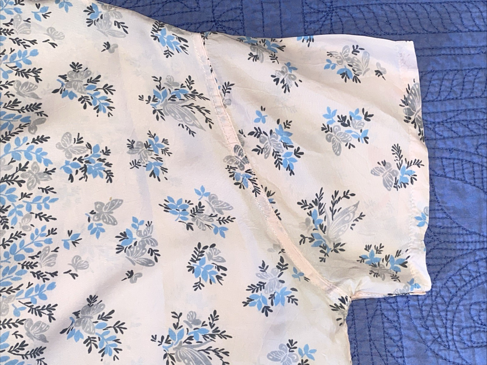 VINTAGE Asian Inspired Print Bed Jacket M Button Front Pajamas Mandarin Collar