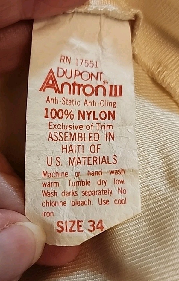 Vintage DuPont Antron III Nylon Lace Full Slip sz 34 Anti Static Cling Cream R3
