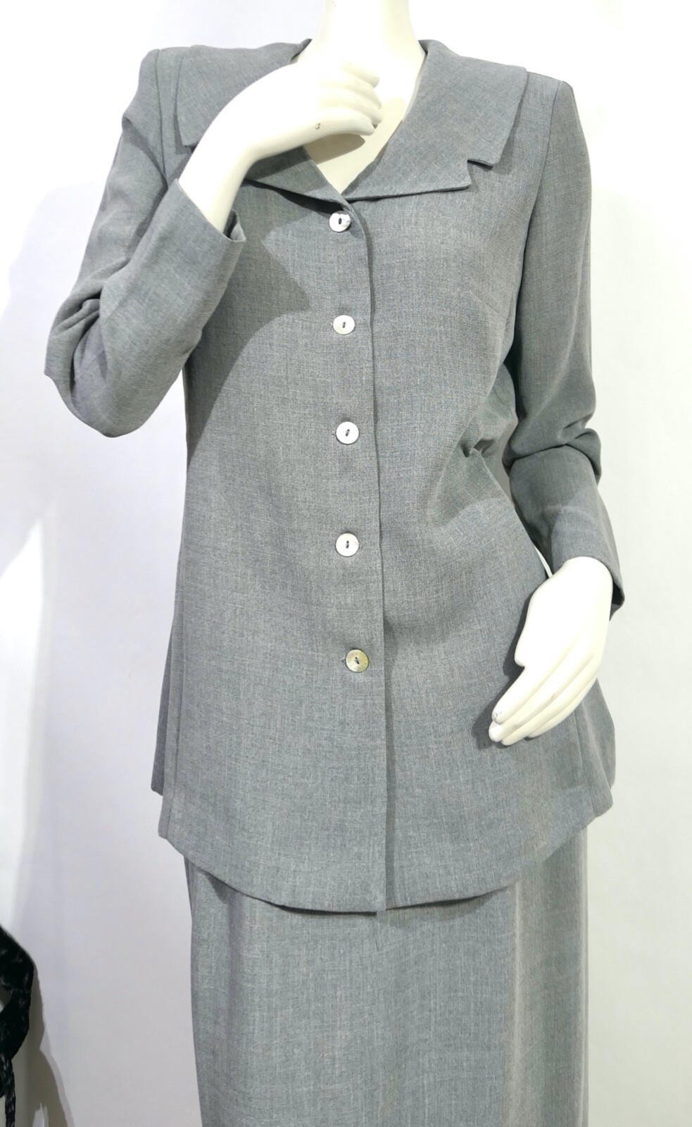 Vintage 90s Fattaneh Bahari Classic Polished Suit Midi Skirt Jacket Soft Gray 8
